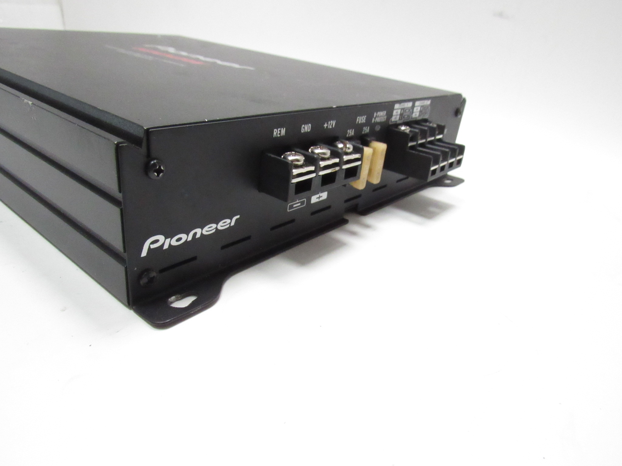 Pioneer GM E360X4 1000 Watt 4 Channel Car Amplifier