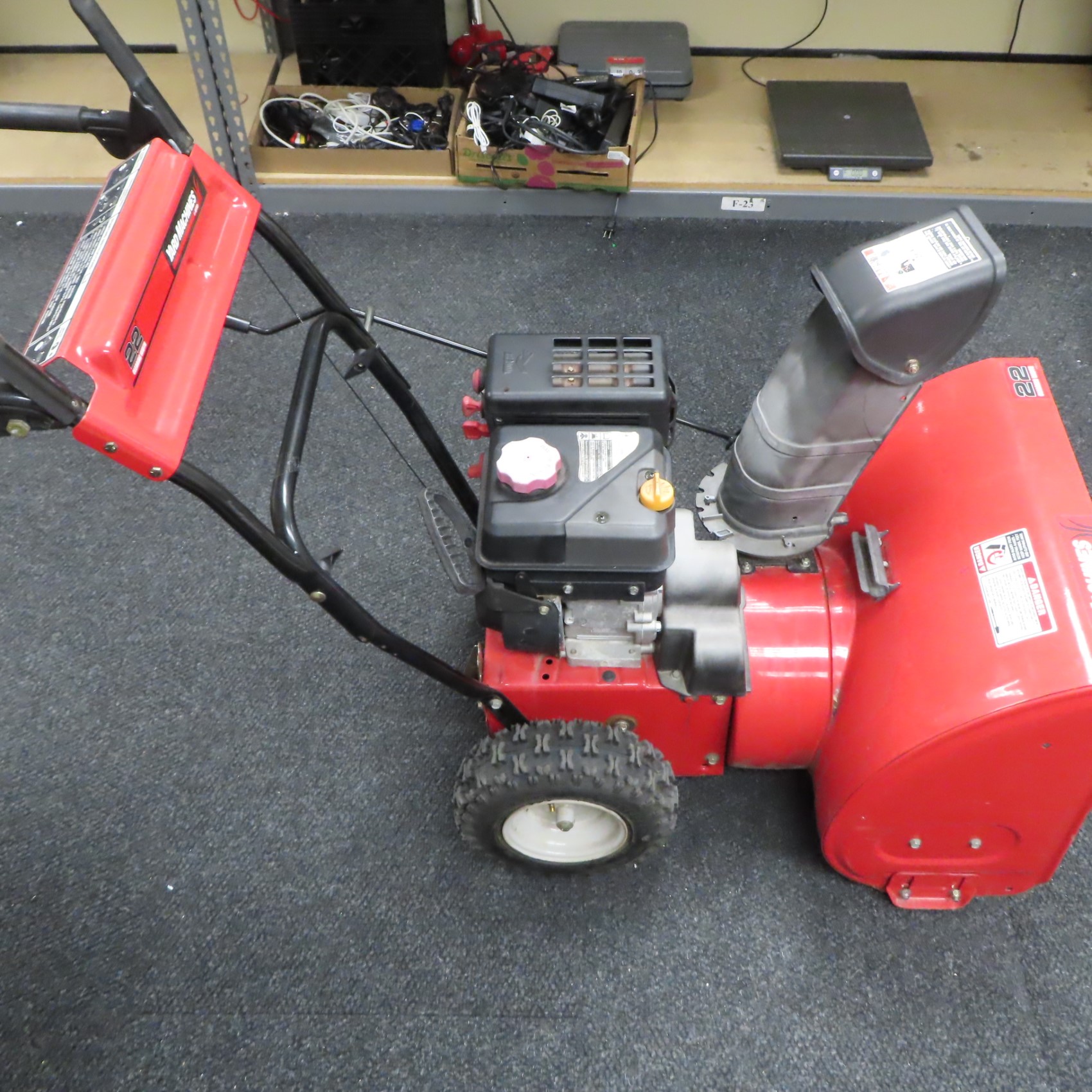 MTD 31A 62BD700 Yard Machines 22 Dual Stage Snow Blower Local Pick Up