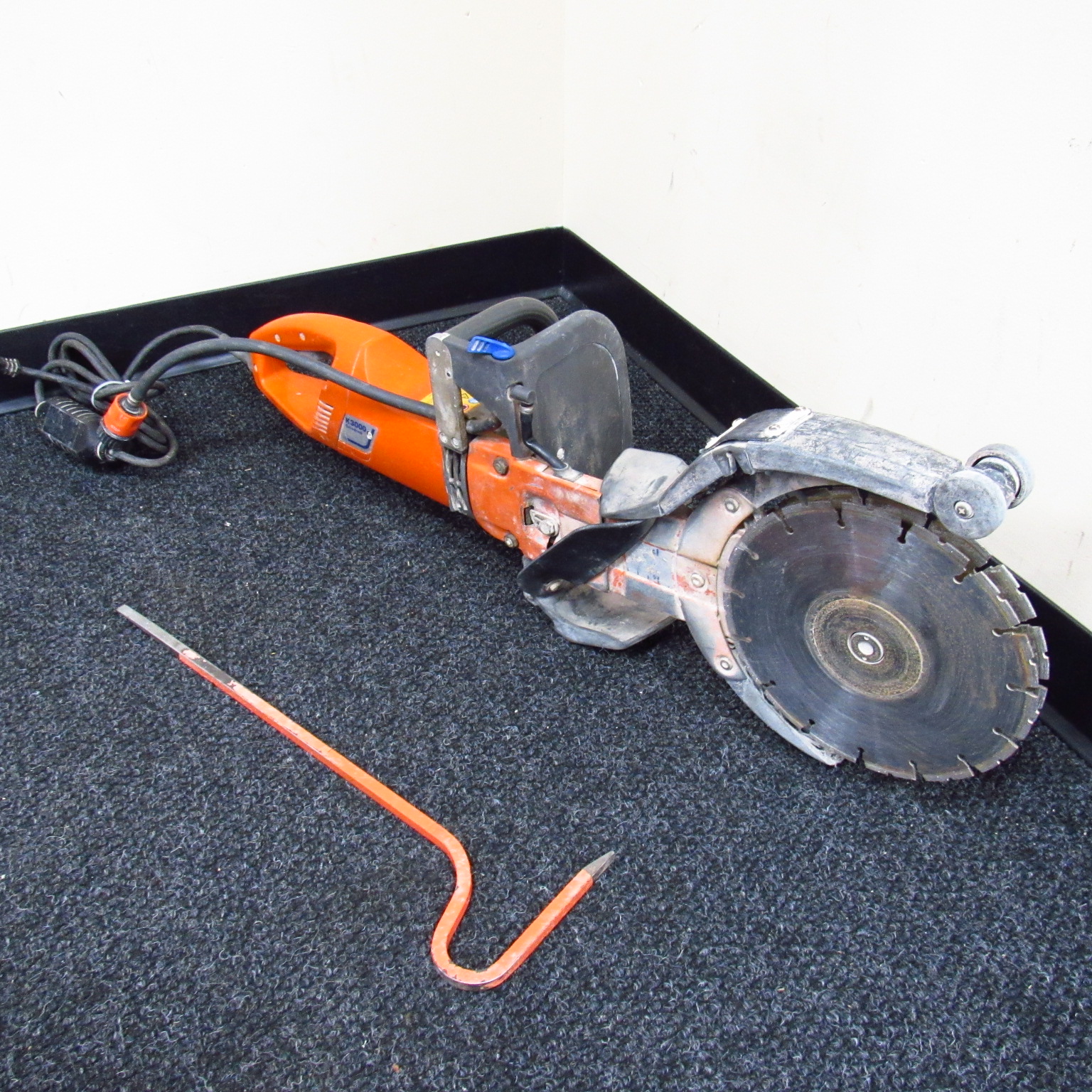 Husqvarna K3000 Cut N Break Electric Power Cutter Local Pick Up Only