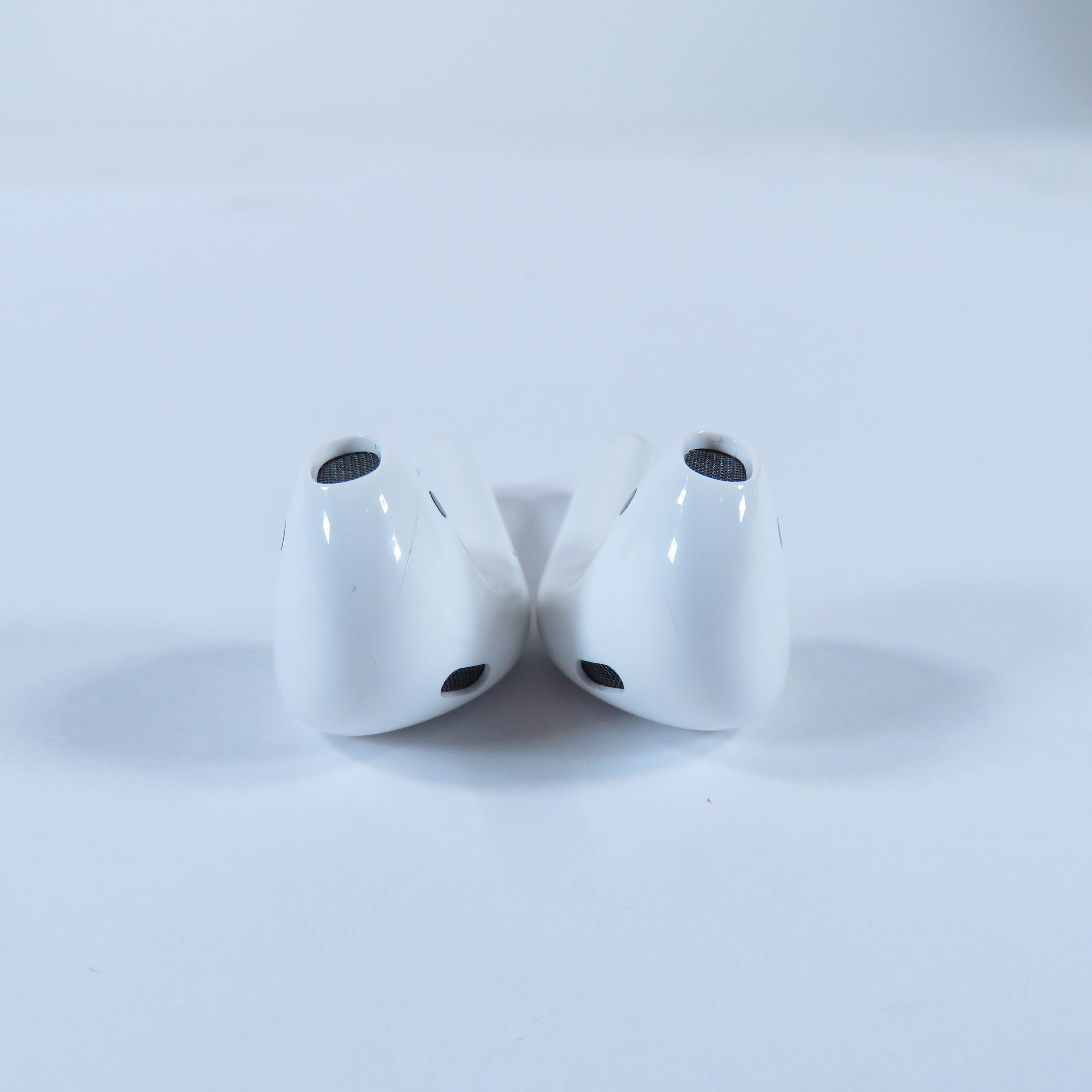 Airpods mv7n2ama best sale