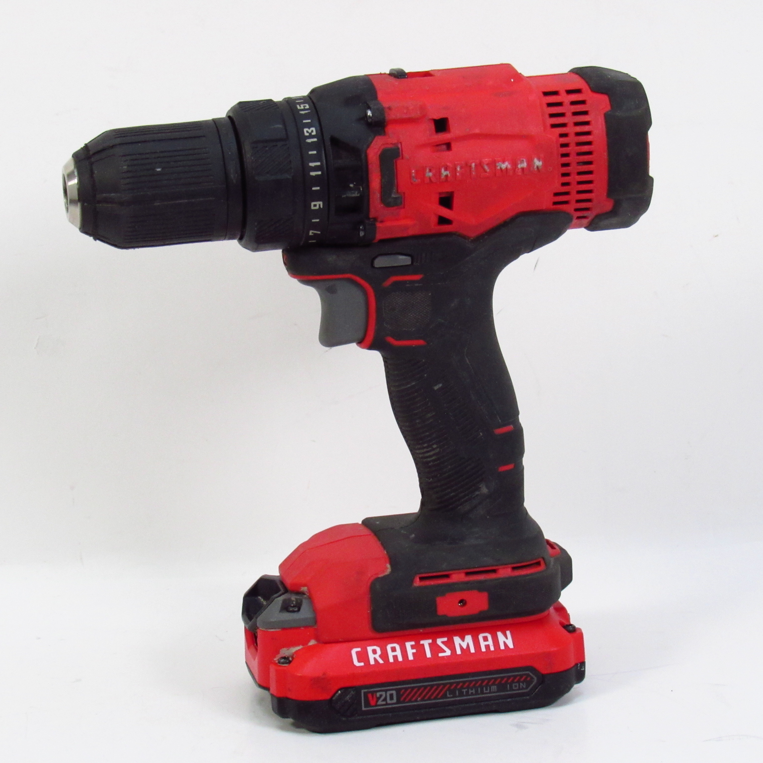 CRAFTSMAN V20* Cordless Drill/Driver Kit Brushless (CMCD710C1) Red