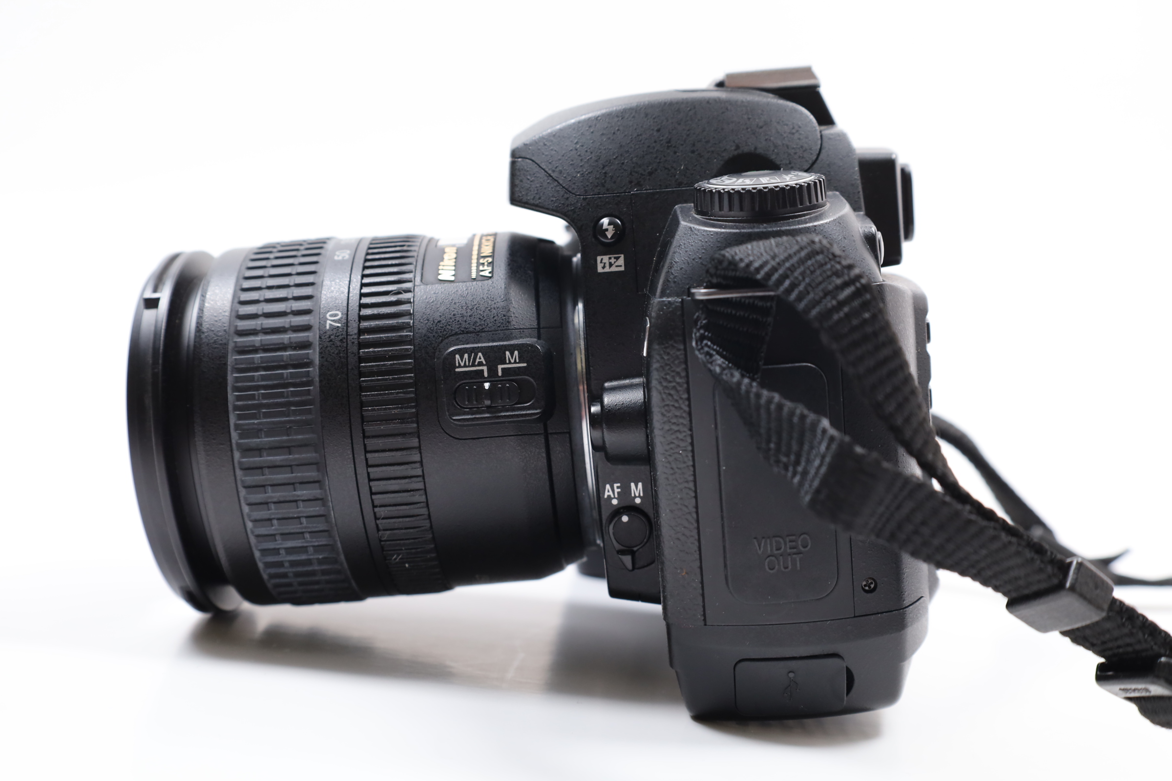 Nikon d70 camera bundle outlets