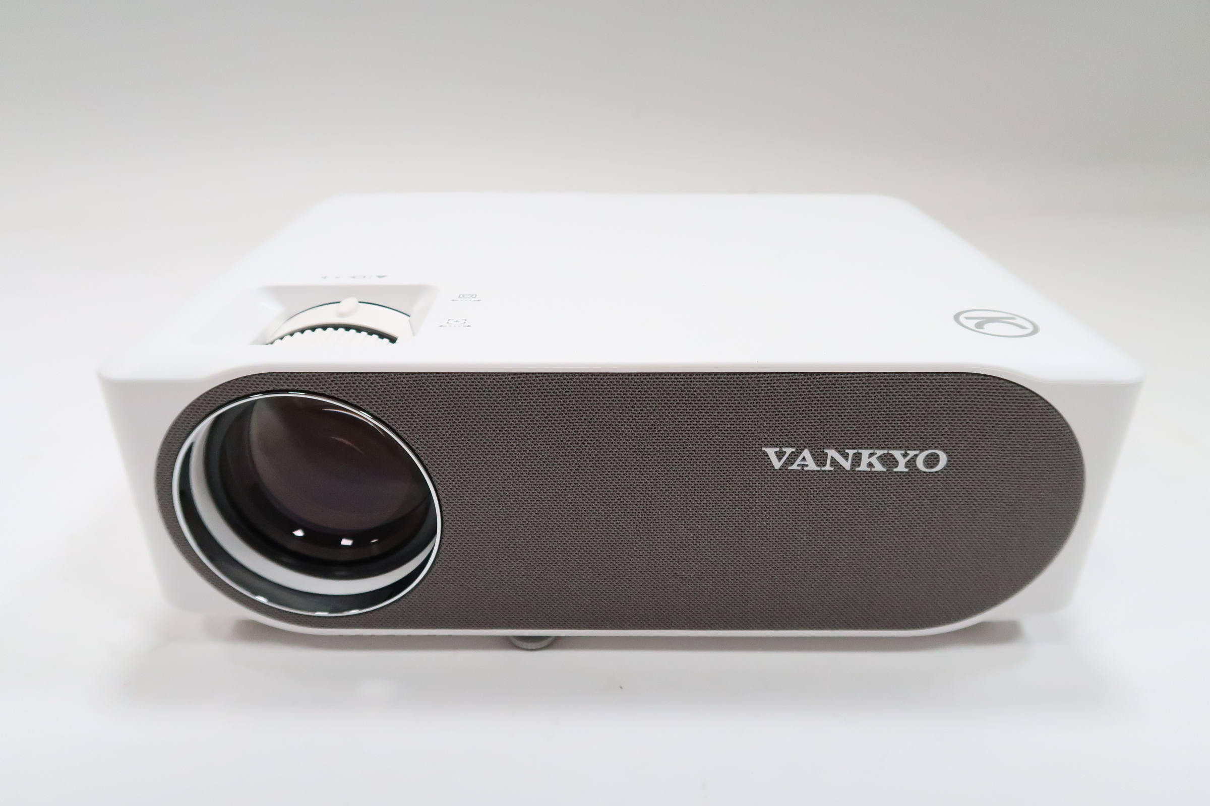 VANKYA 2024 Performance V630W projector