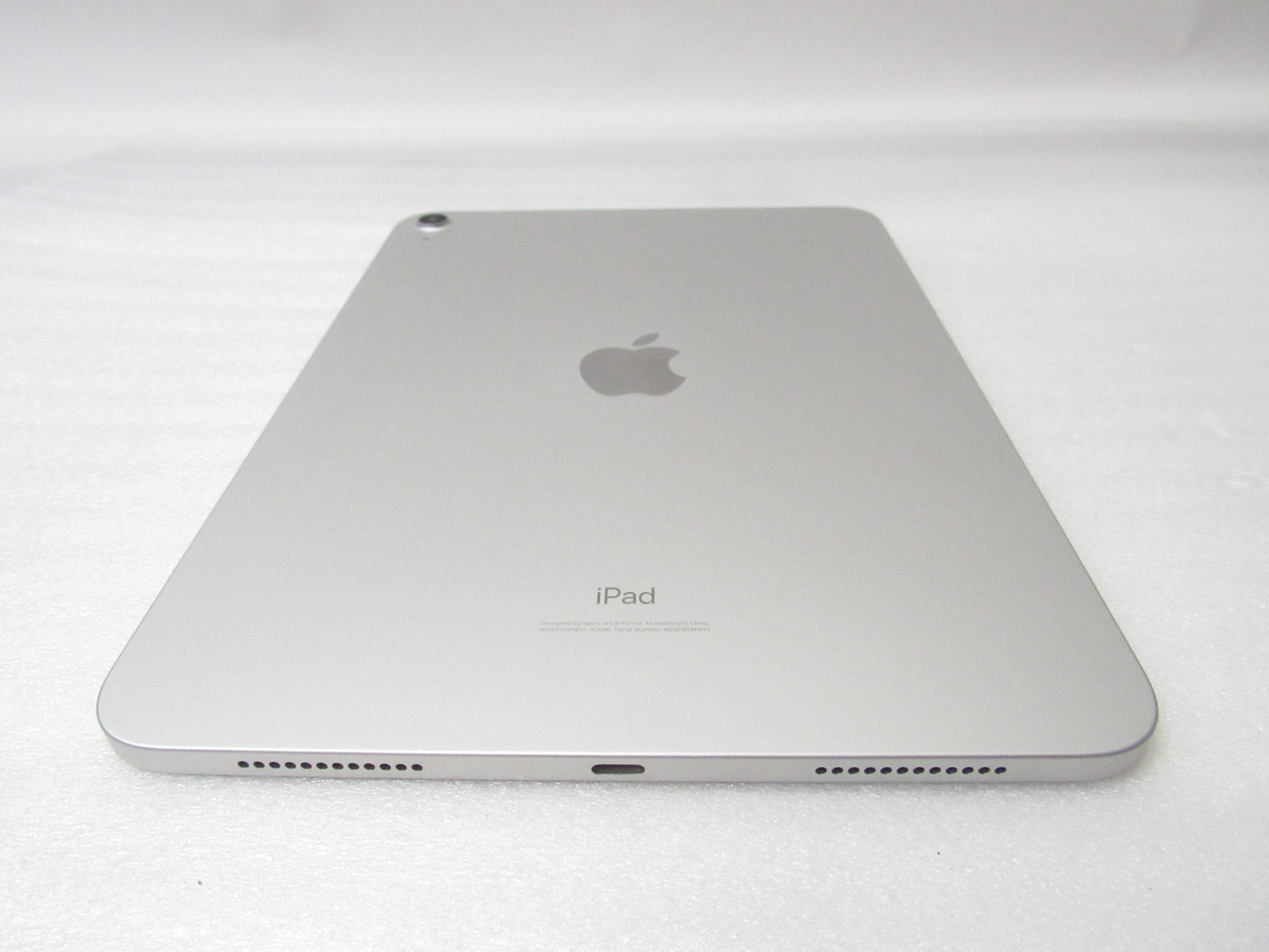 Apple 10.9-Inch iPad Latest Model (10th Generation) with Wi-Fi 64GB Silver  MPQ03LL/A - Best Buy