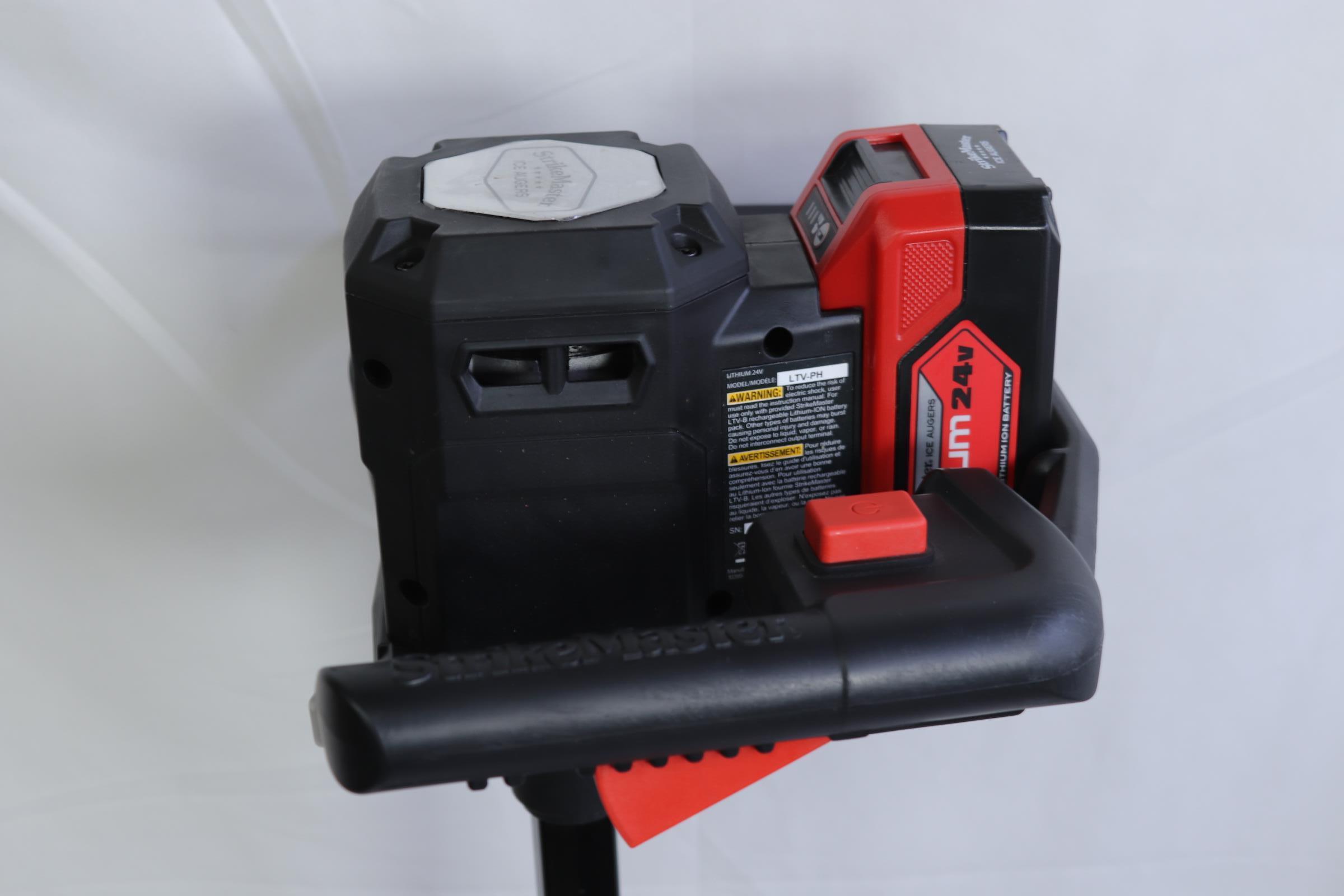 Rapala Black Ice 43cc 10 Power Drill Ice Auger 