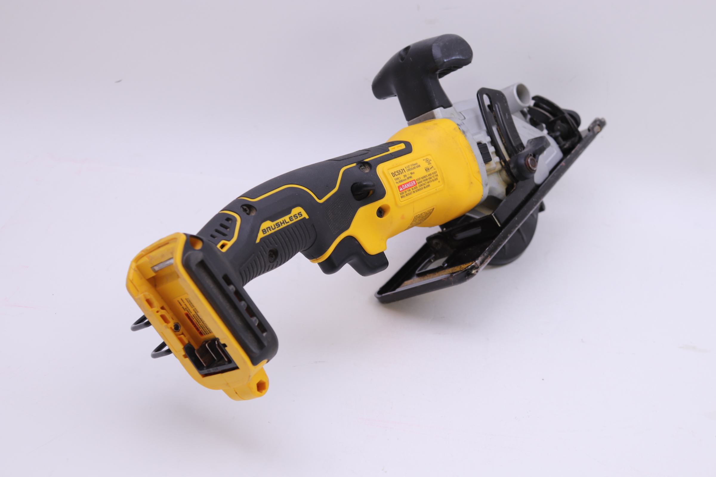 DeWalt DCS571E1 ATOMIC 20V MAX Cordless Brushless 4 1 2