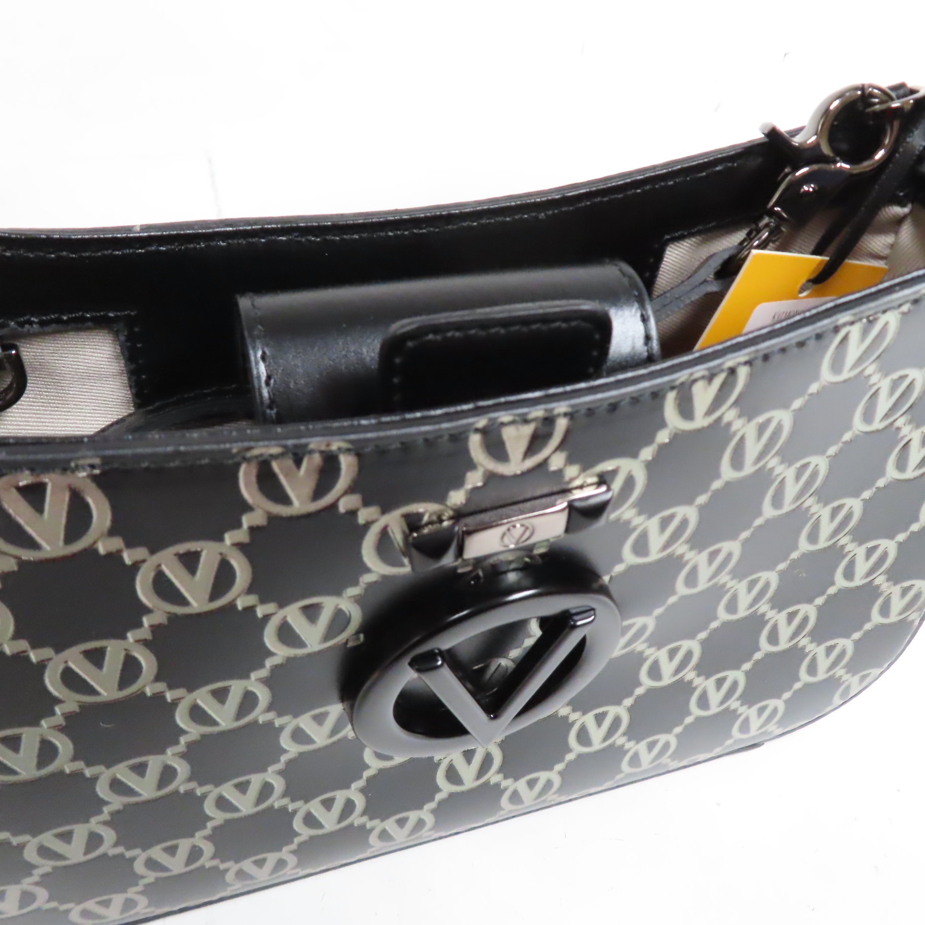 $35,500 Handbags : Monogram Nova