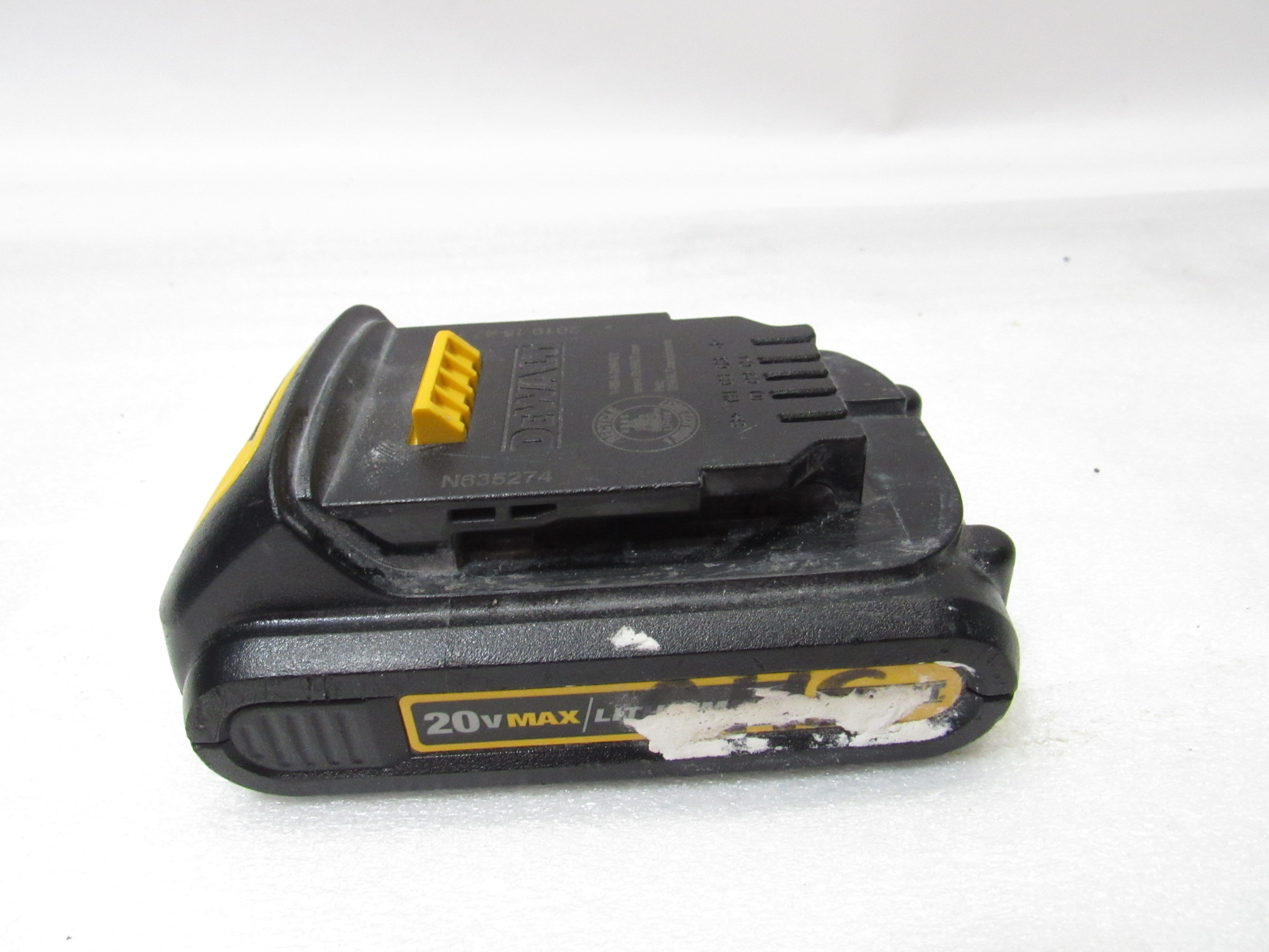 DeWalt DCB201 20V MAX Compact Lithium Ion 1.5Ah Battery Pack