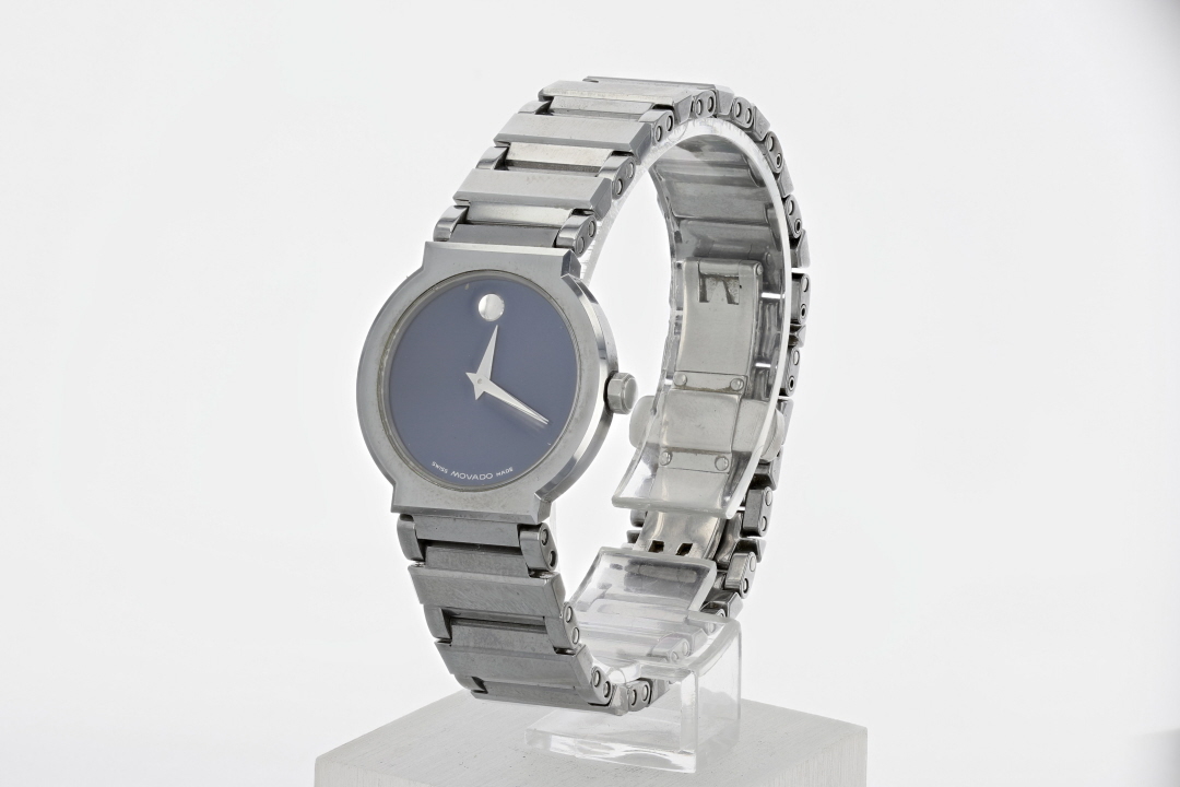 Movado valor outlet