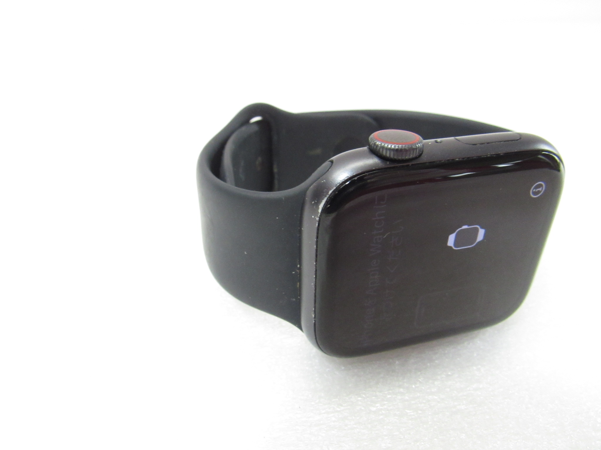 Apple M07H3LL/A 44mm 32GB Wi-Fi + Cellular Smartwatch Watch