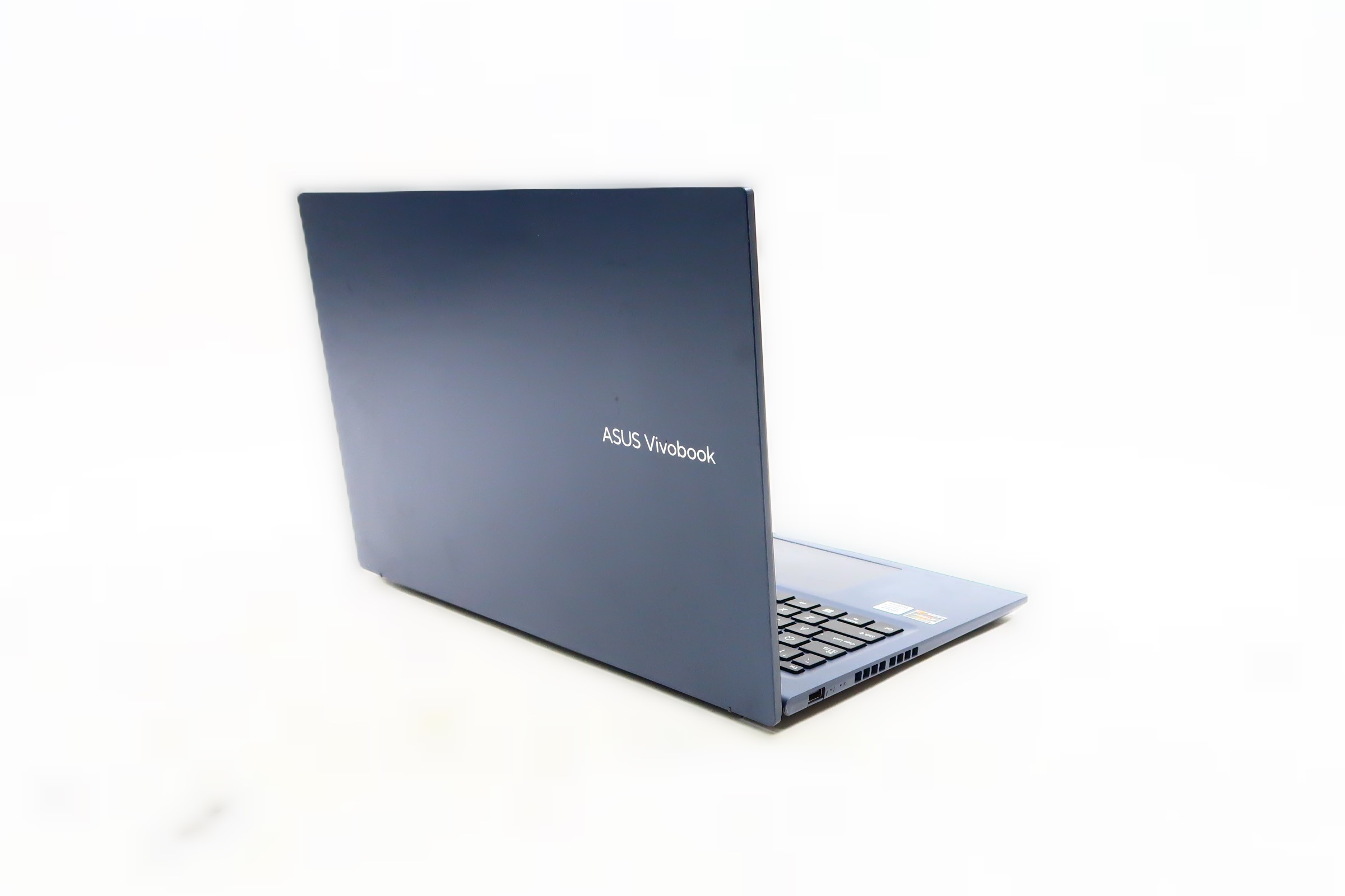 Asus VivoBook 16X M1603QA Win 11 Ryzen 7 5800H 3.2GHz 16GB RAM 512GB SSD 16