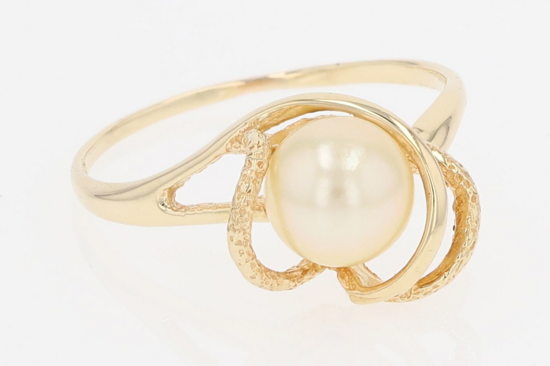 14K Yellow Gold Pearls Textured Ring