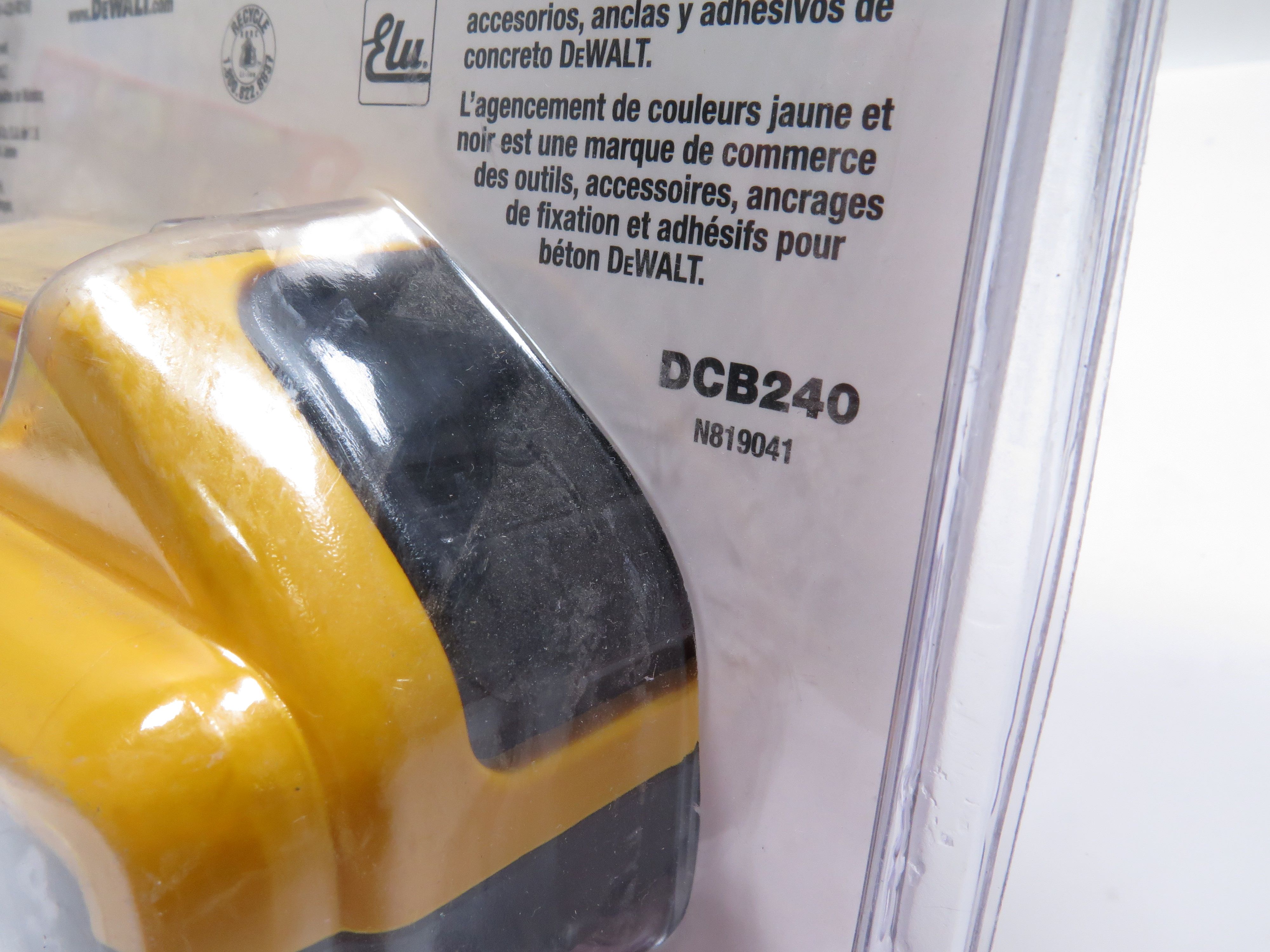 Dewalt dcb240 online