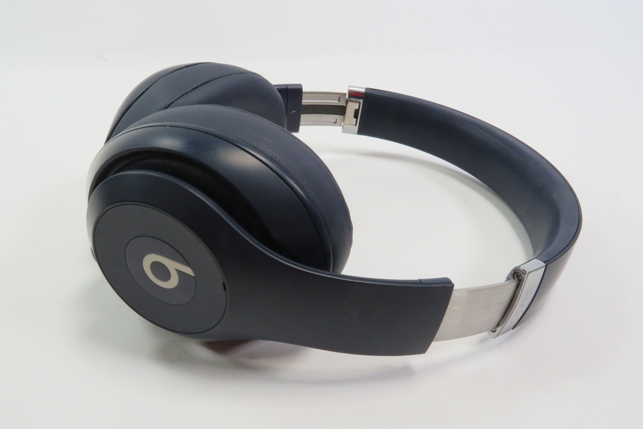 Beats by Dr. Dre Studio3 Wireless Bluetooth Headphones MX402LL/A