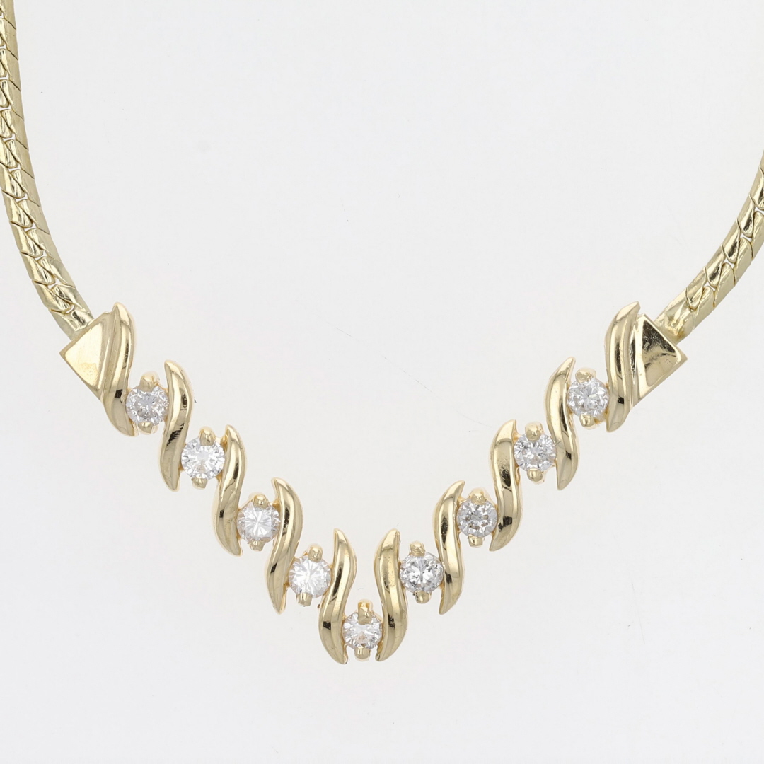 Diamond herringbone fashion chain