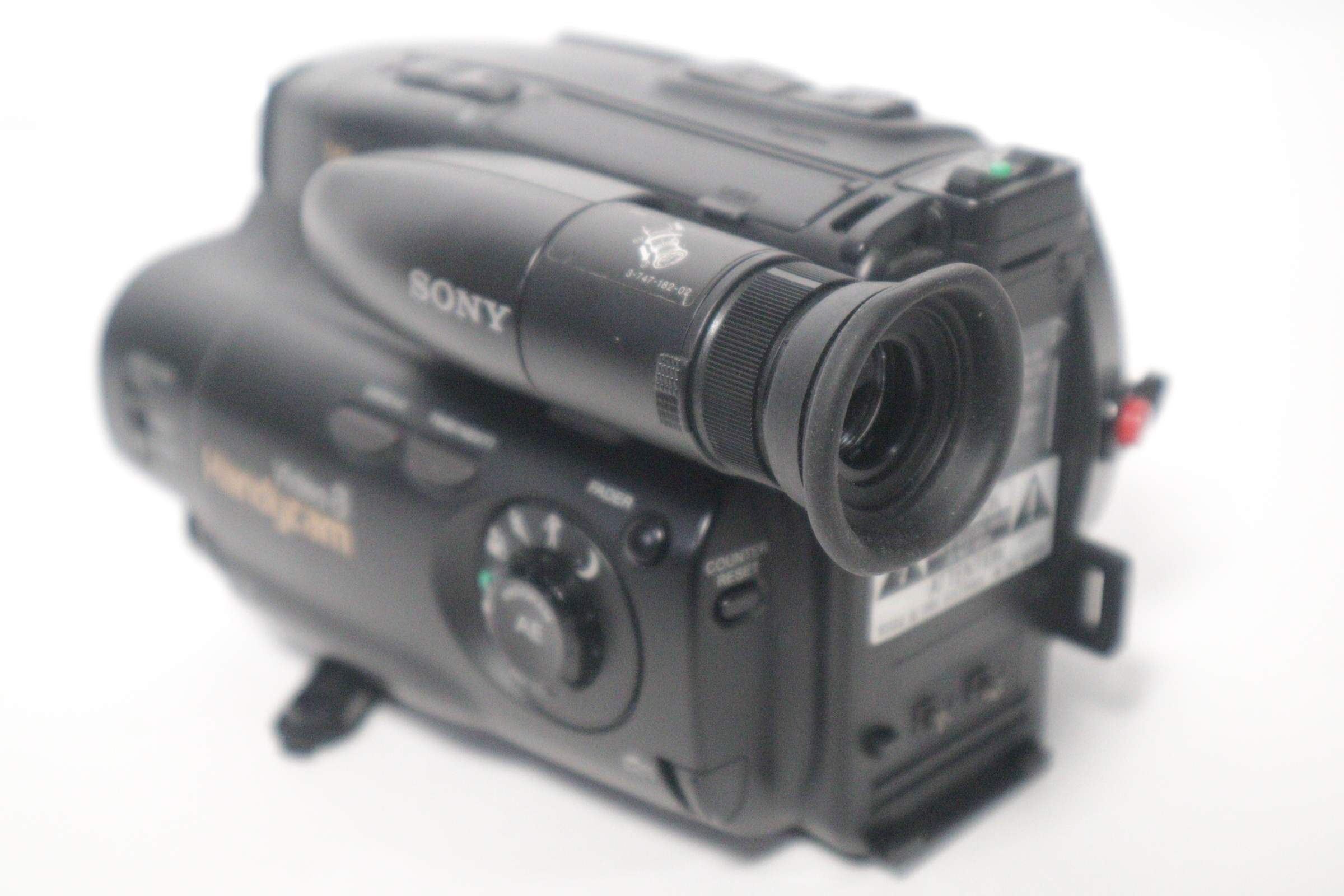 Popular sony handycam 8mm ccd-tr61