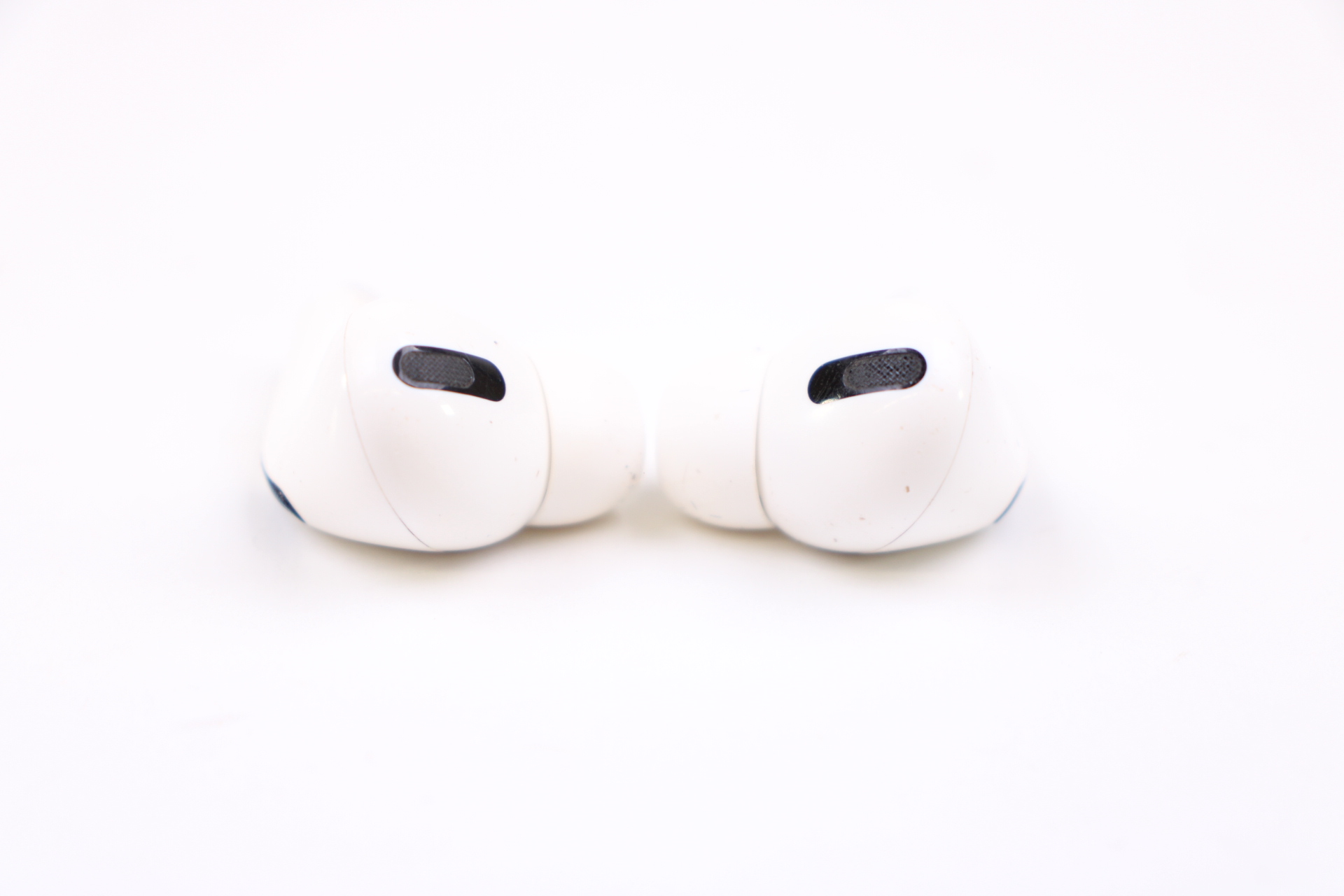 Apple AirPods Pro MLWK3KH/A 本体 【公式通販】