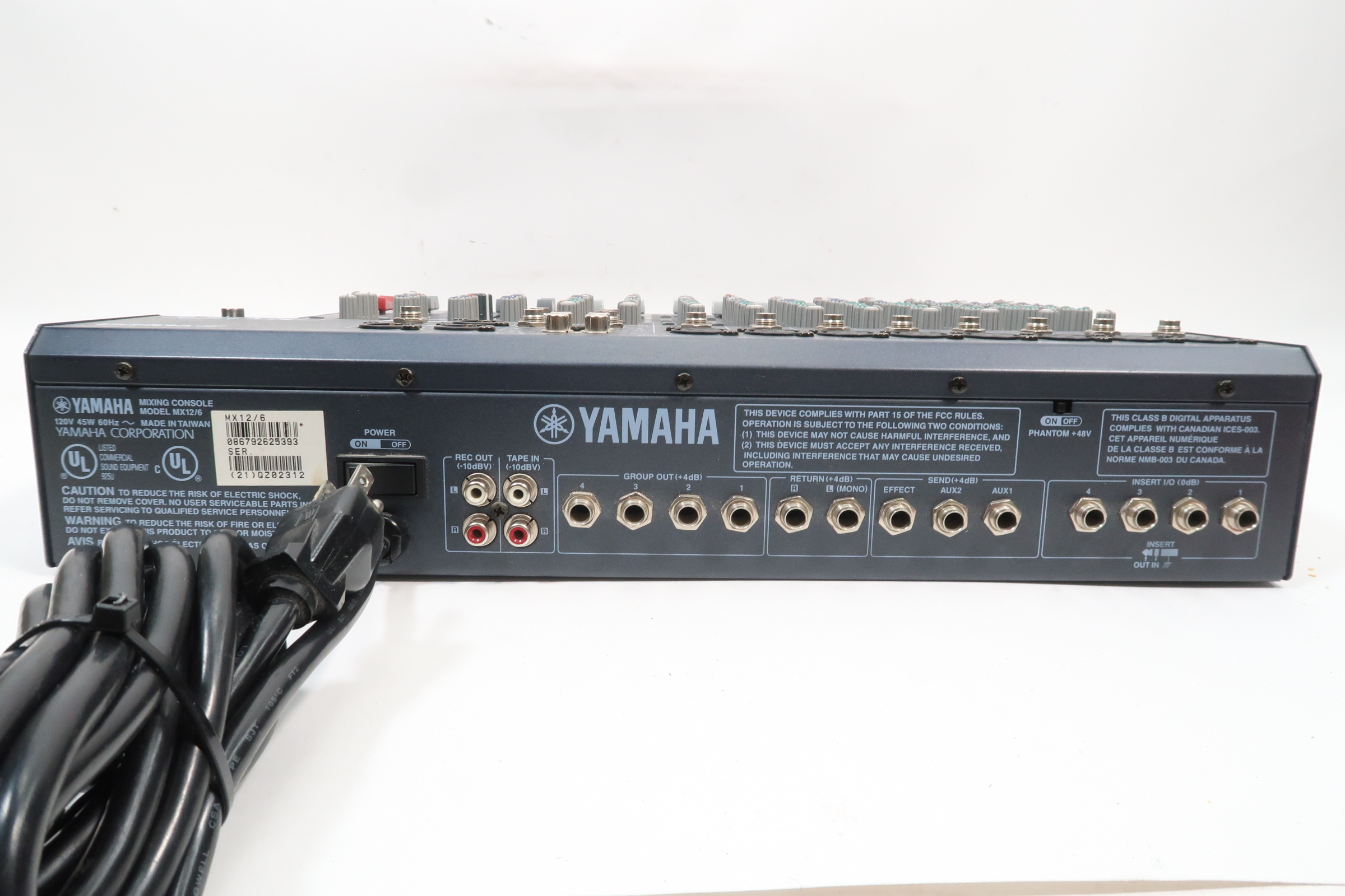 Yamaha MX12/6 12 Channel Mixer