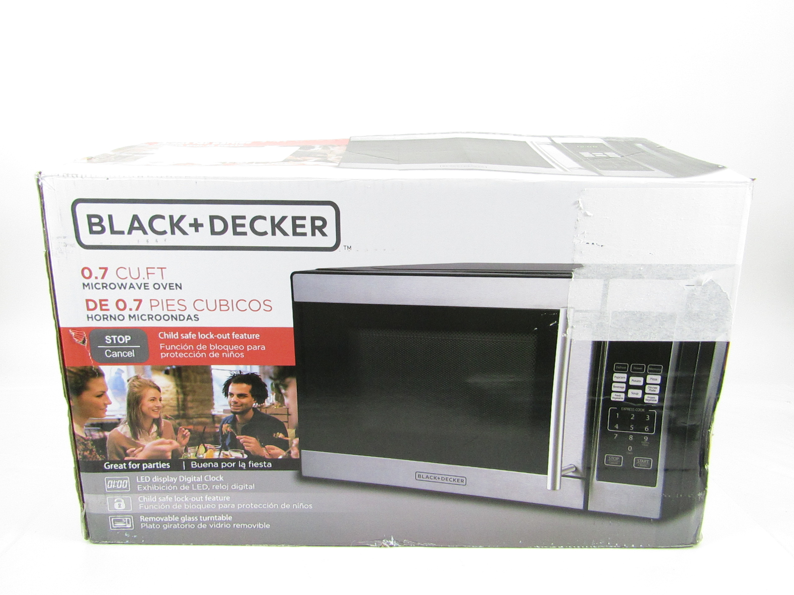 BLACK+DECKER 0.7 cu ft 700W Microwave Oven - Black - EM720CPN-PMB