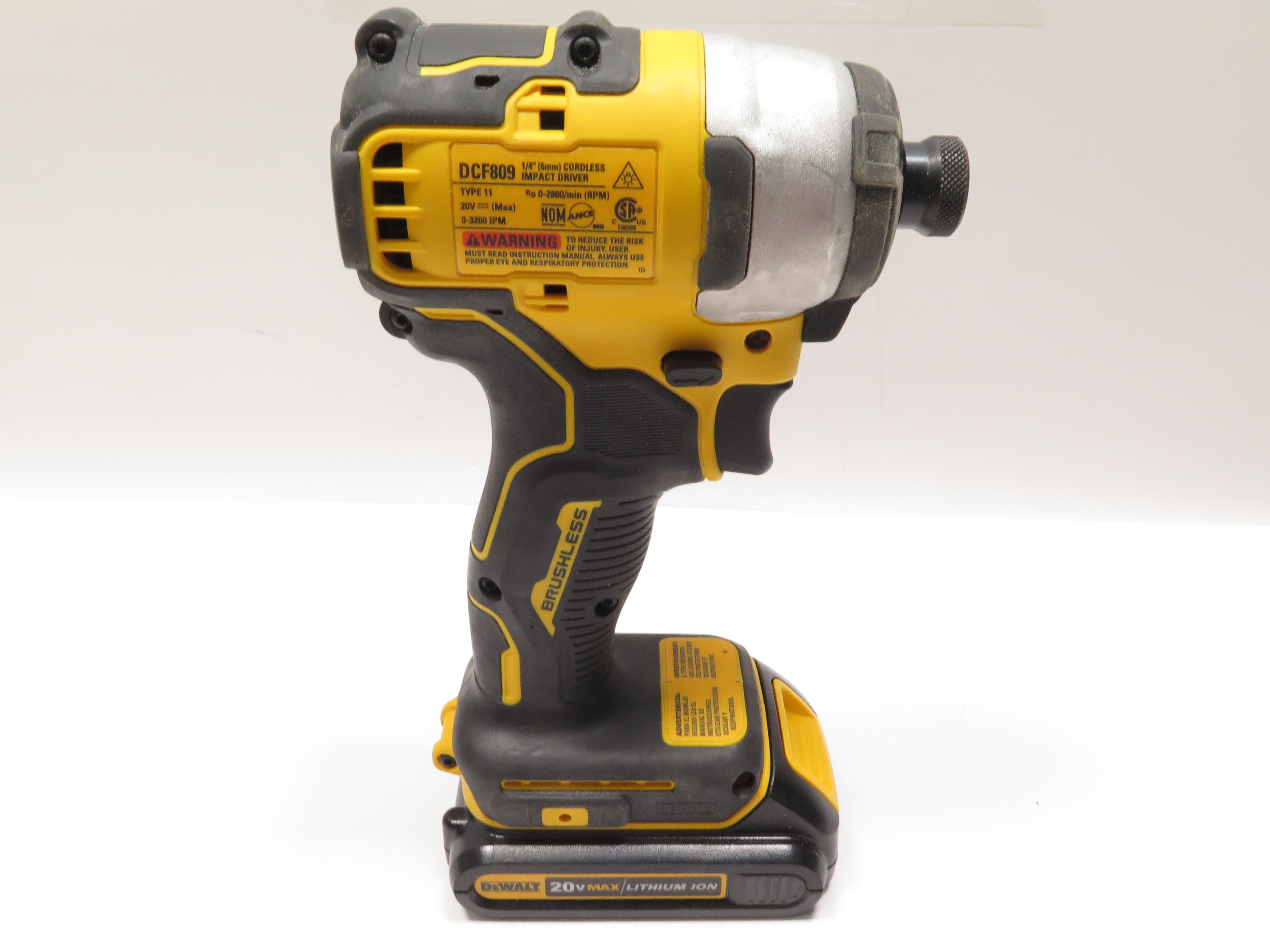 DEWALT ATOMIC 20V MAX Lithium-Ion Cordless 1/4 in. Brushless