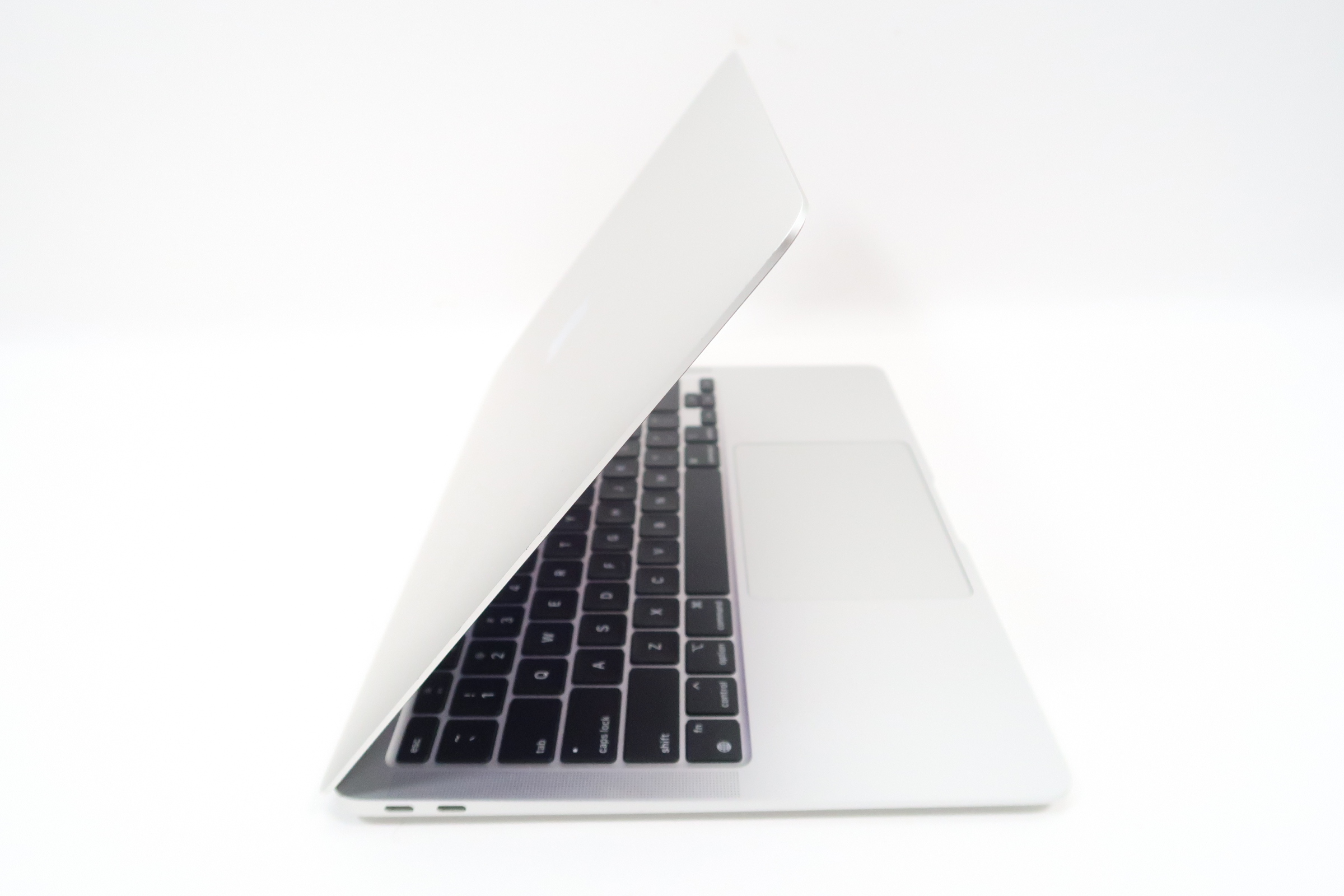 Apple MacBook Air (2020) MGN63LL/A M1 8CPU/8GPU@3.2GHz 8GB RAM
