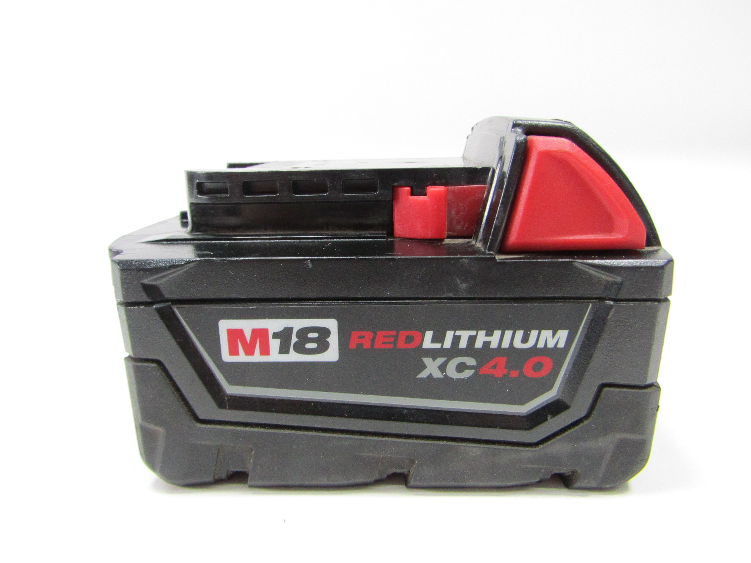Milwaukee 48-11-1840 M18 4.0Ah Lithium-Ion XC Extended Capacity Battery Pack