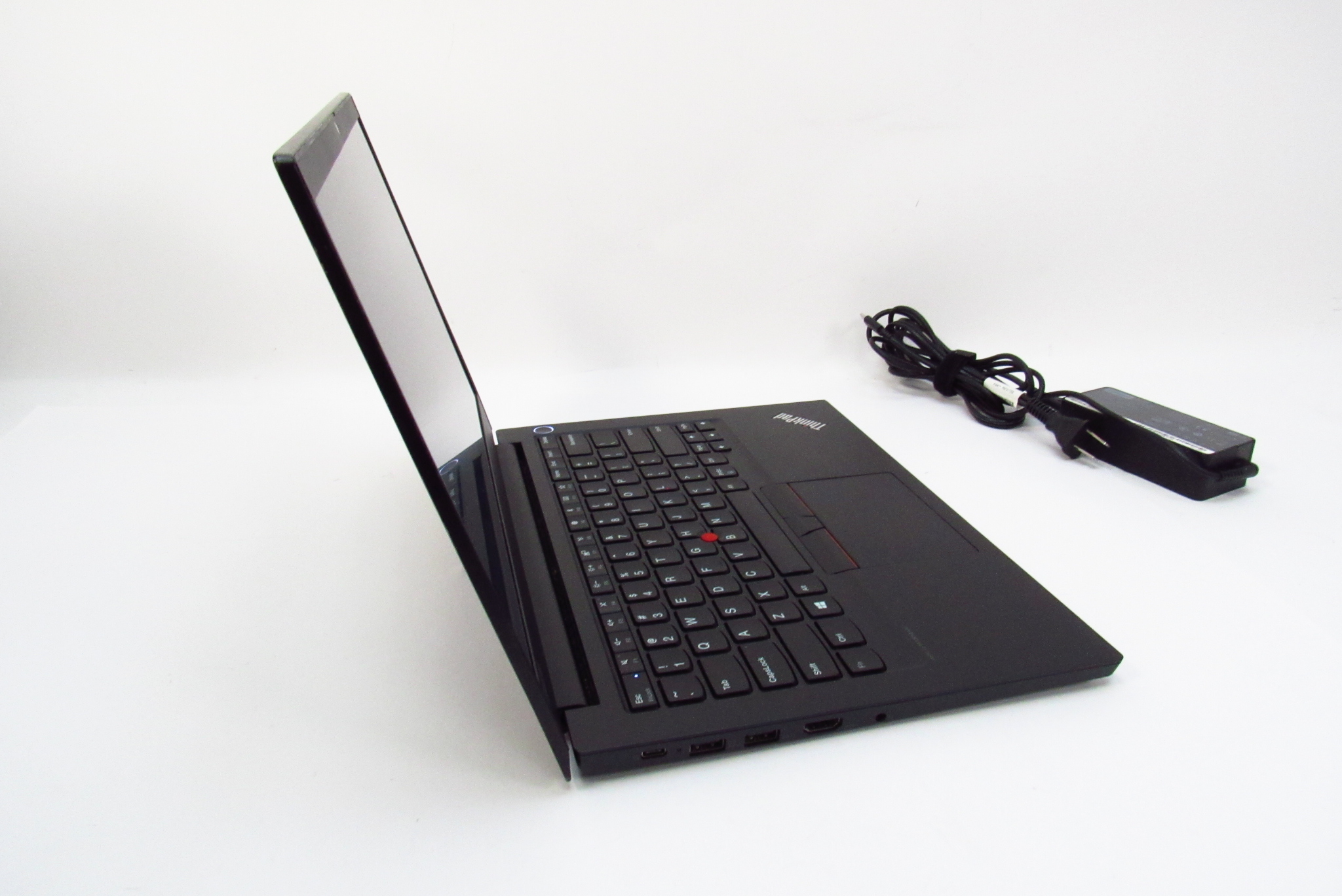 2. ThinkPad X1 Carbon Gen 7 i5-10210（Lenovo ThinkPad E14 Win 11 