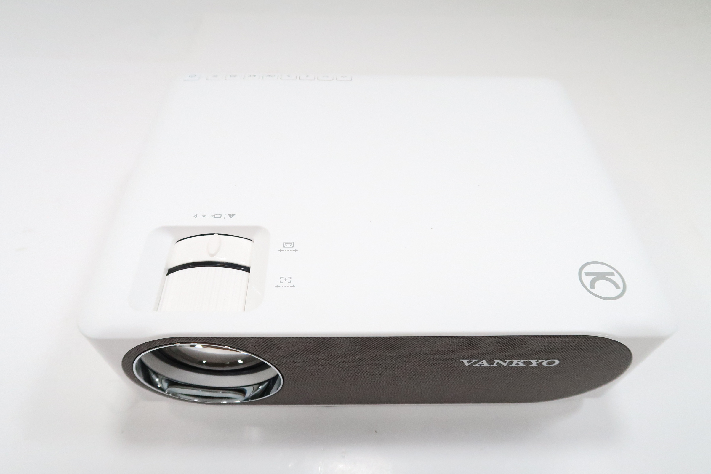 Brand New Vankyo Performance V630W 1080P Full HD high quality Video Projector