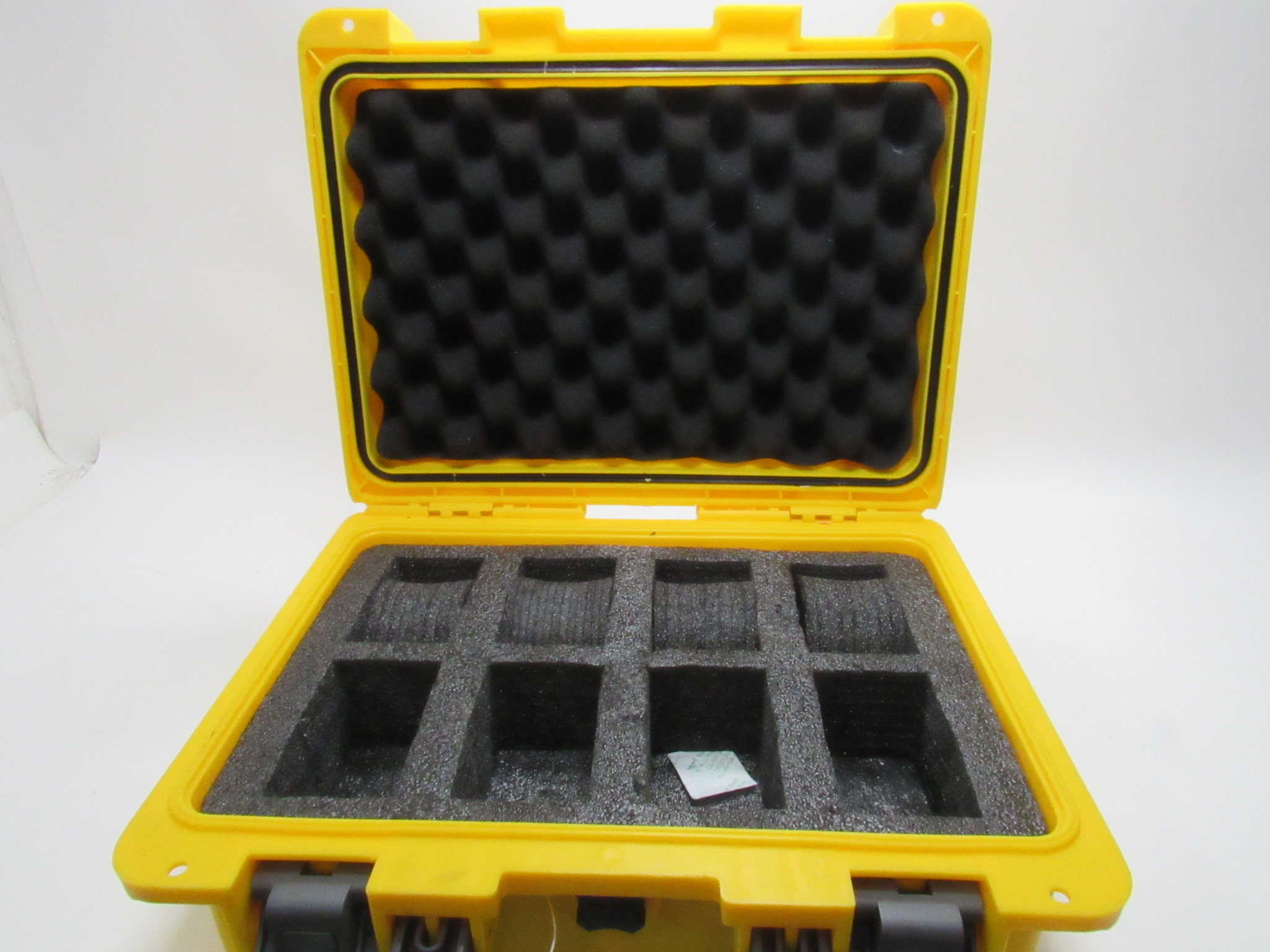 Invicta 8 Timepiece Storage Hard Case Yellow