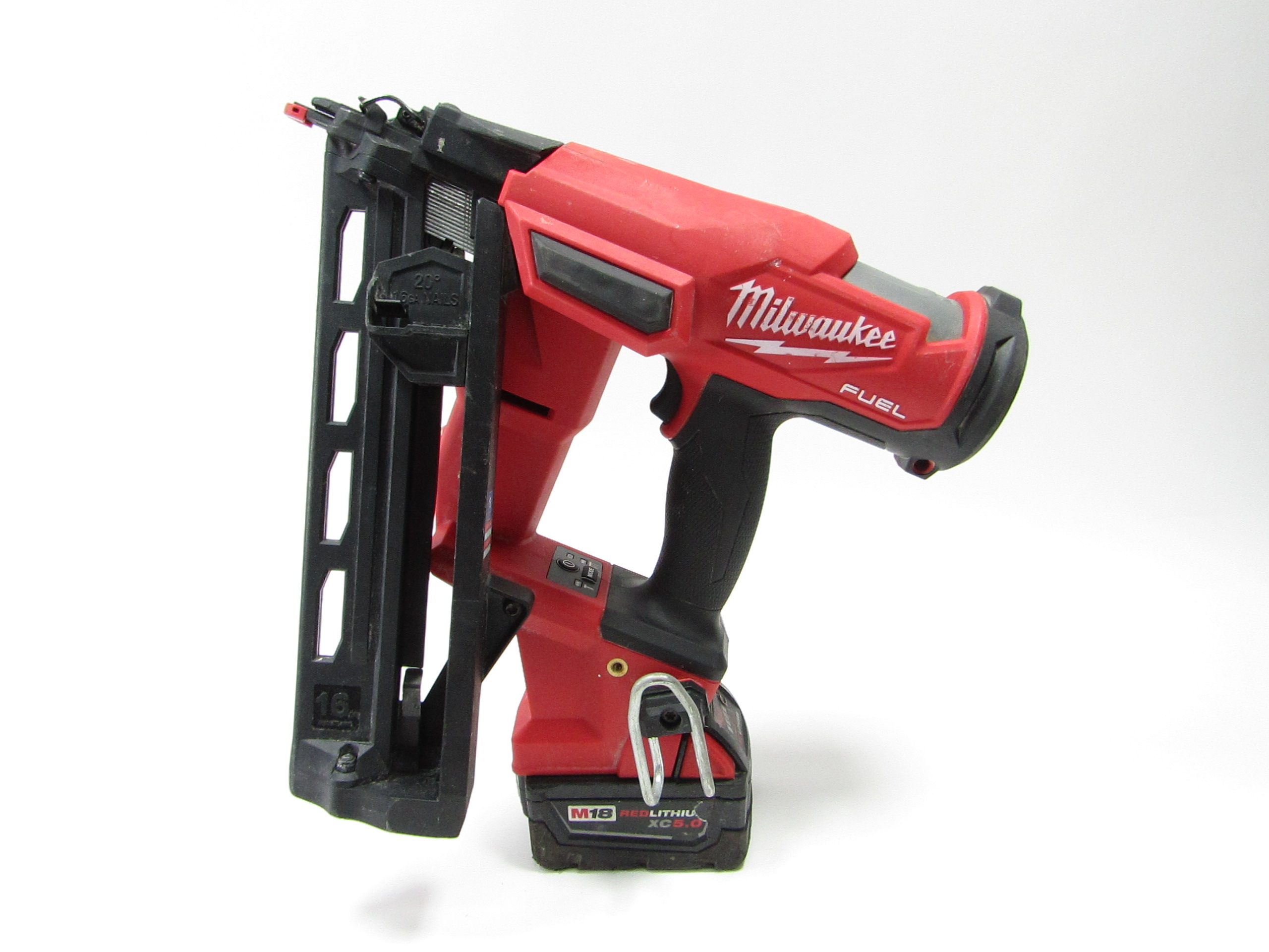 Milwaukee gen 2 discount nailer 16 gauge