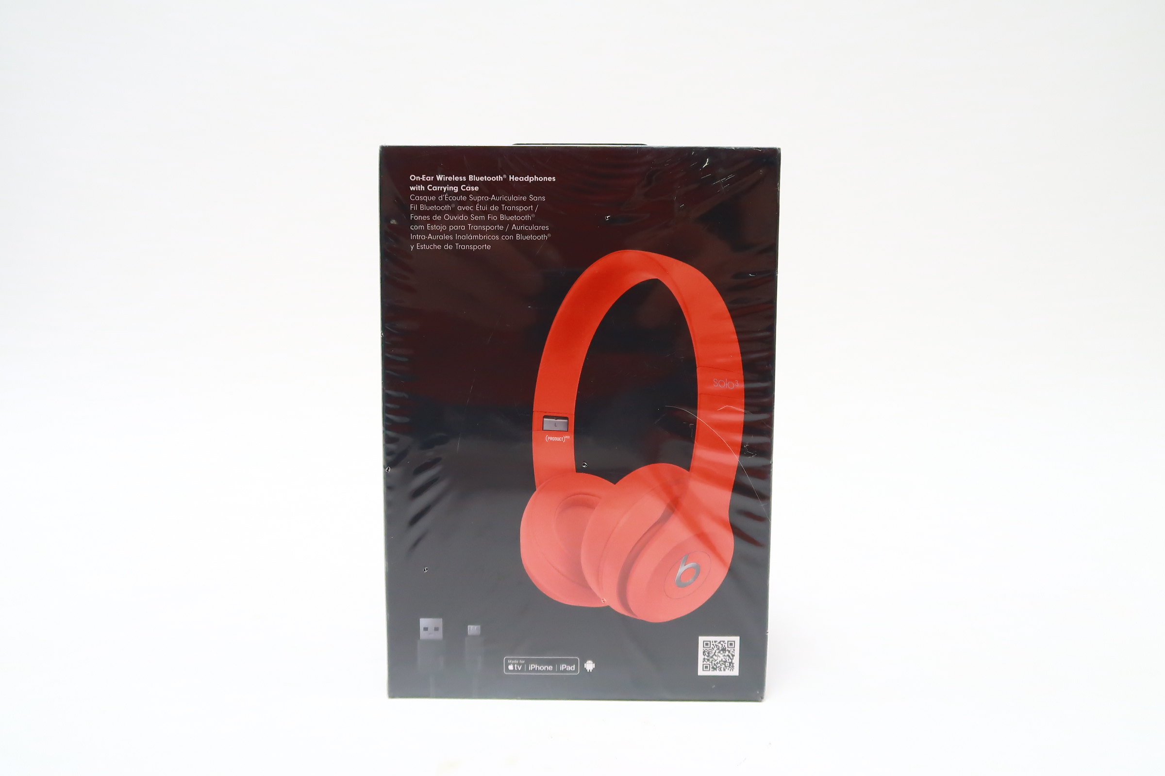 Beats by Dr. deals Dre Beats Solo³ Wireless in (PRODUCT)RED