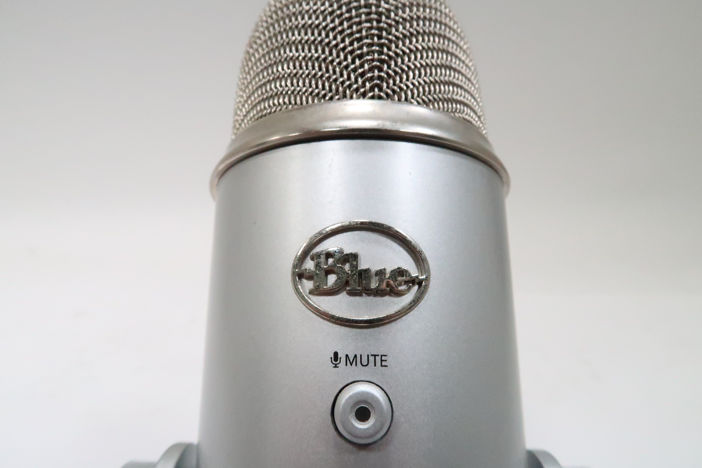 Blue Yeti USB Microphone - Silver