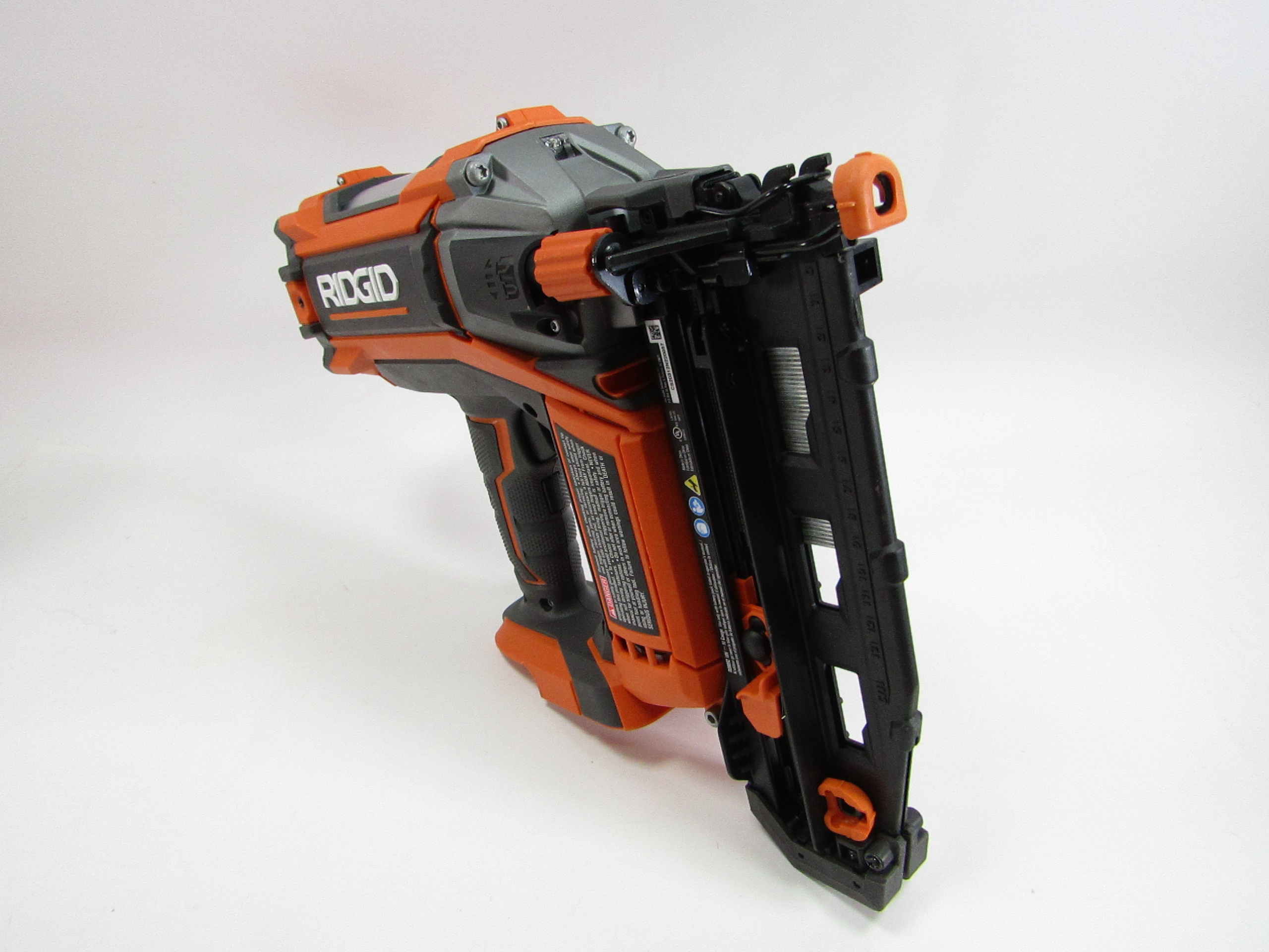 RIDGID R09892 18V Brushless HYPERDRIVE 16 Gauge 2 1 2 in. Straight Finish Nailer