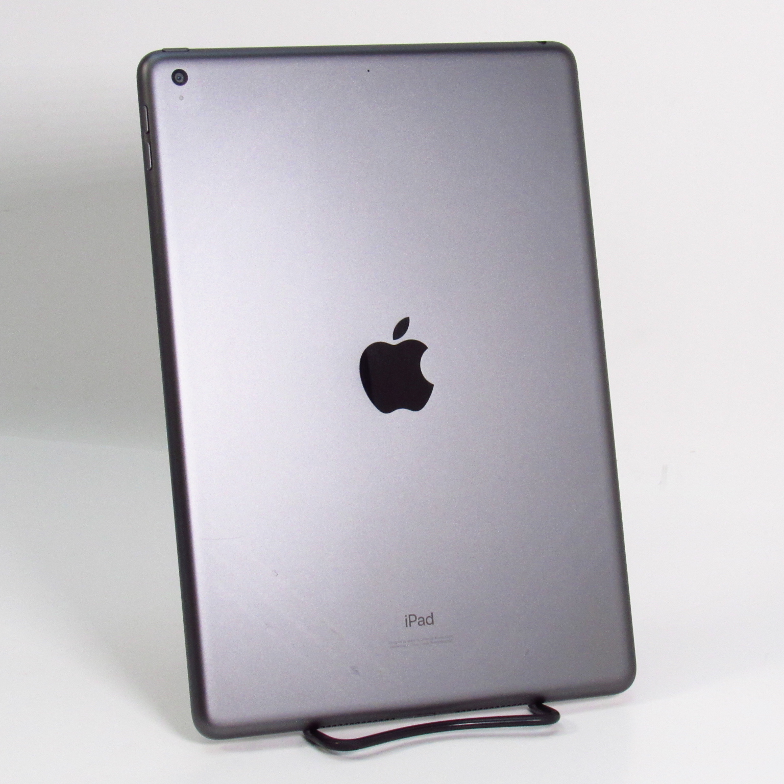 Apple outlet iPad 8th Generation 32GB in Space Gray