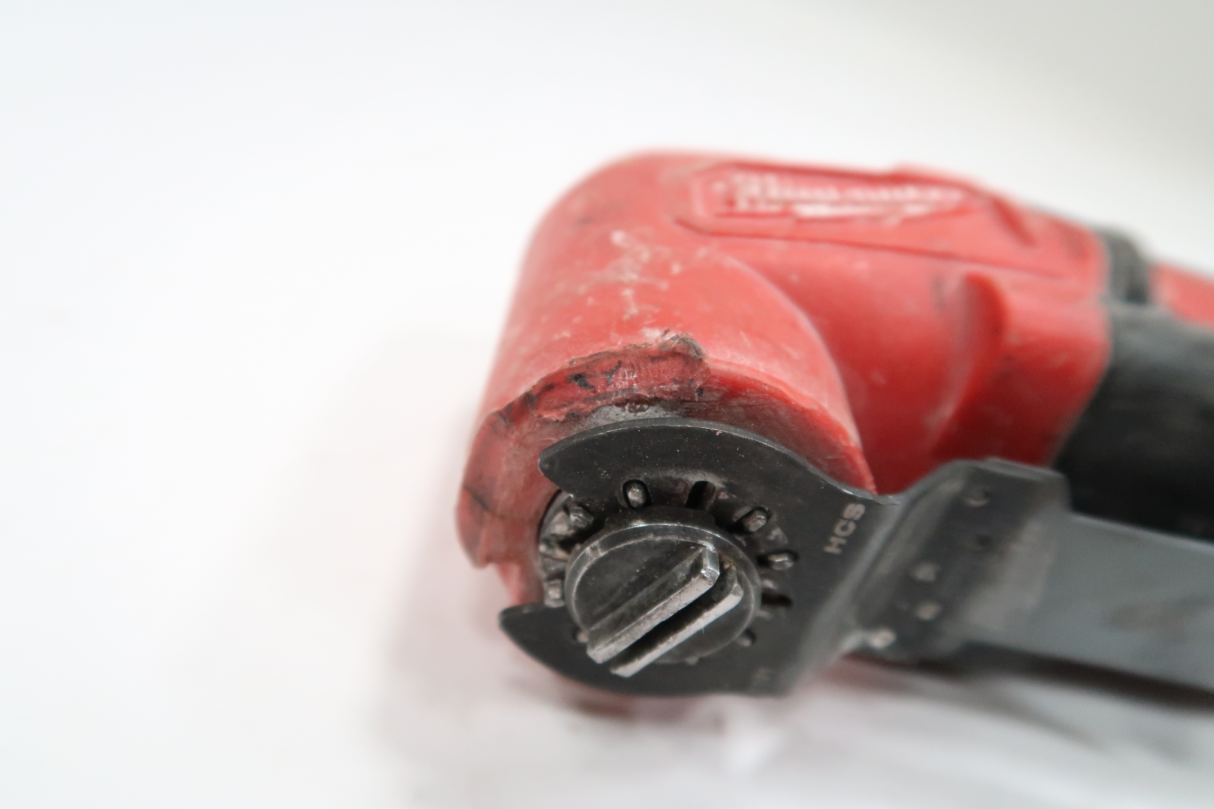 Milwaukee 2626-20 M18 18V Lithium-Ion Cordless Oscillating Multi  