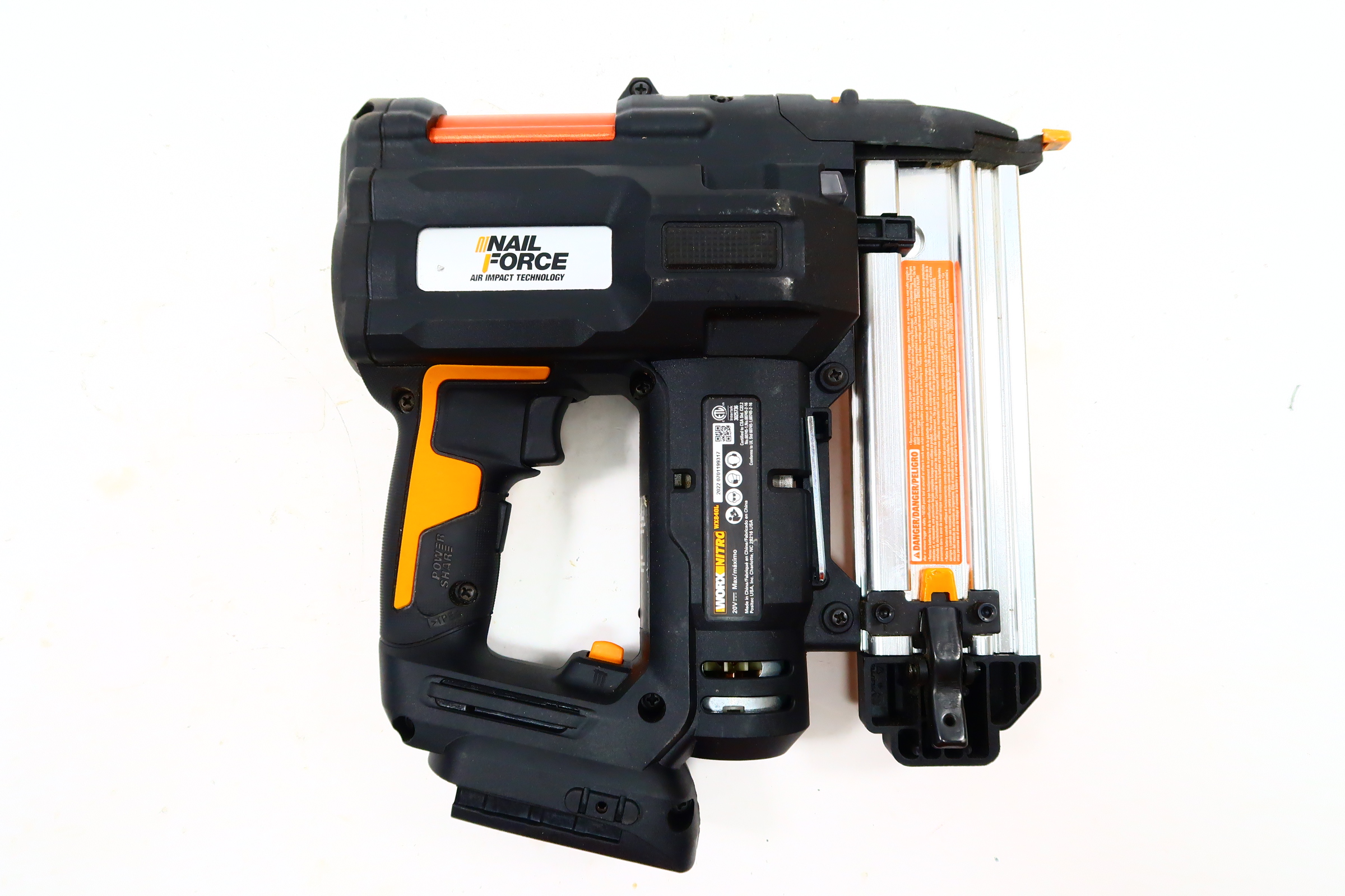 Worx WX840L 20V Power Share Cordless 18 Gauge Nail Staple Gun