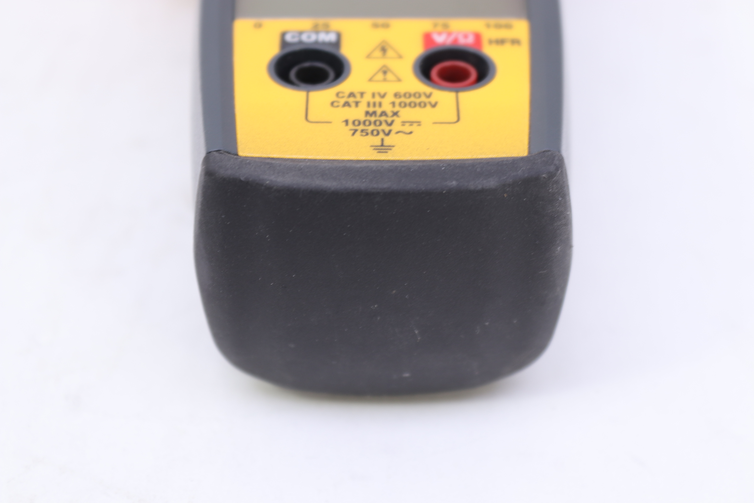 IDEAL Non-contact Digital Clamp Meter Multimeter 400 Amp 600-Volt