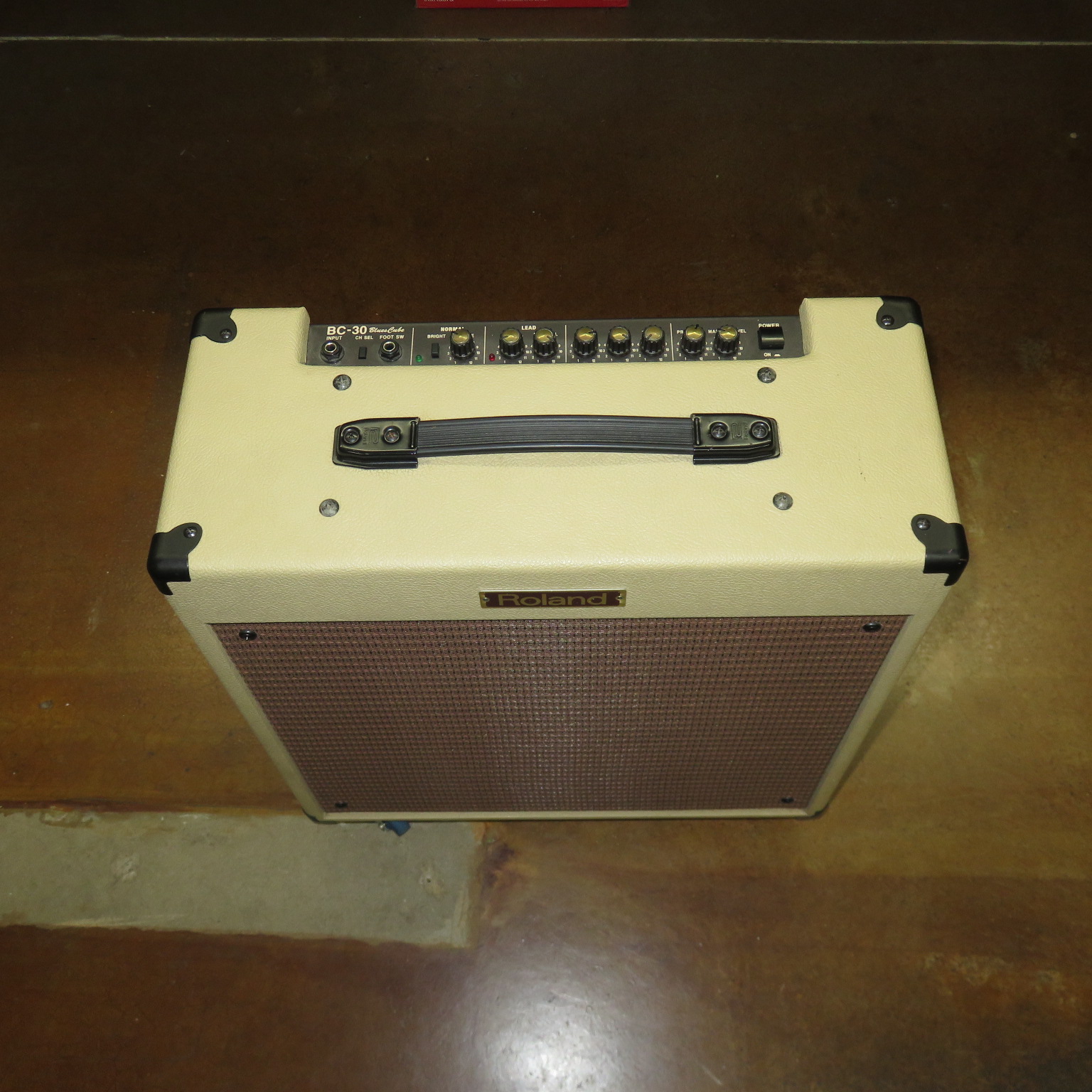 Roland Blues Cube BC-30 Hot 30-Watt 1-Channel 1x12 Combo Amplifier
