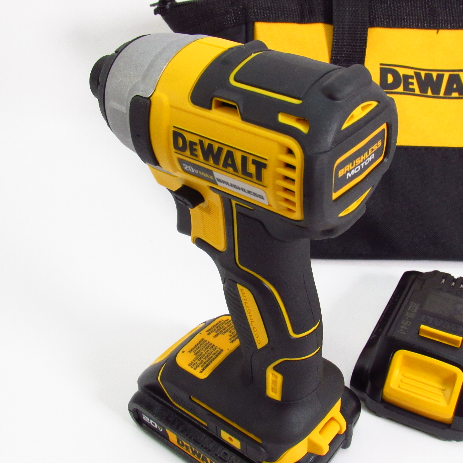 DeWalt DCF787C2 20V MAX* Brushless 1/4 Cordless Impact Driver Kit