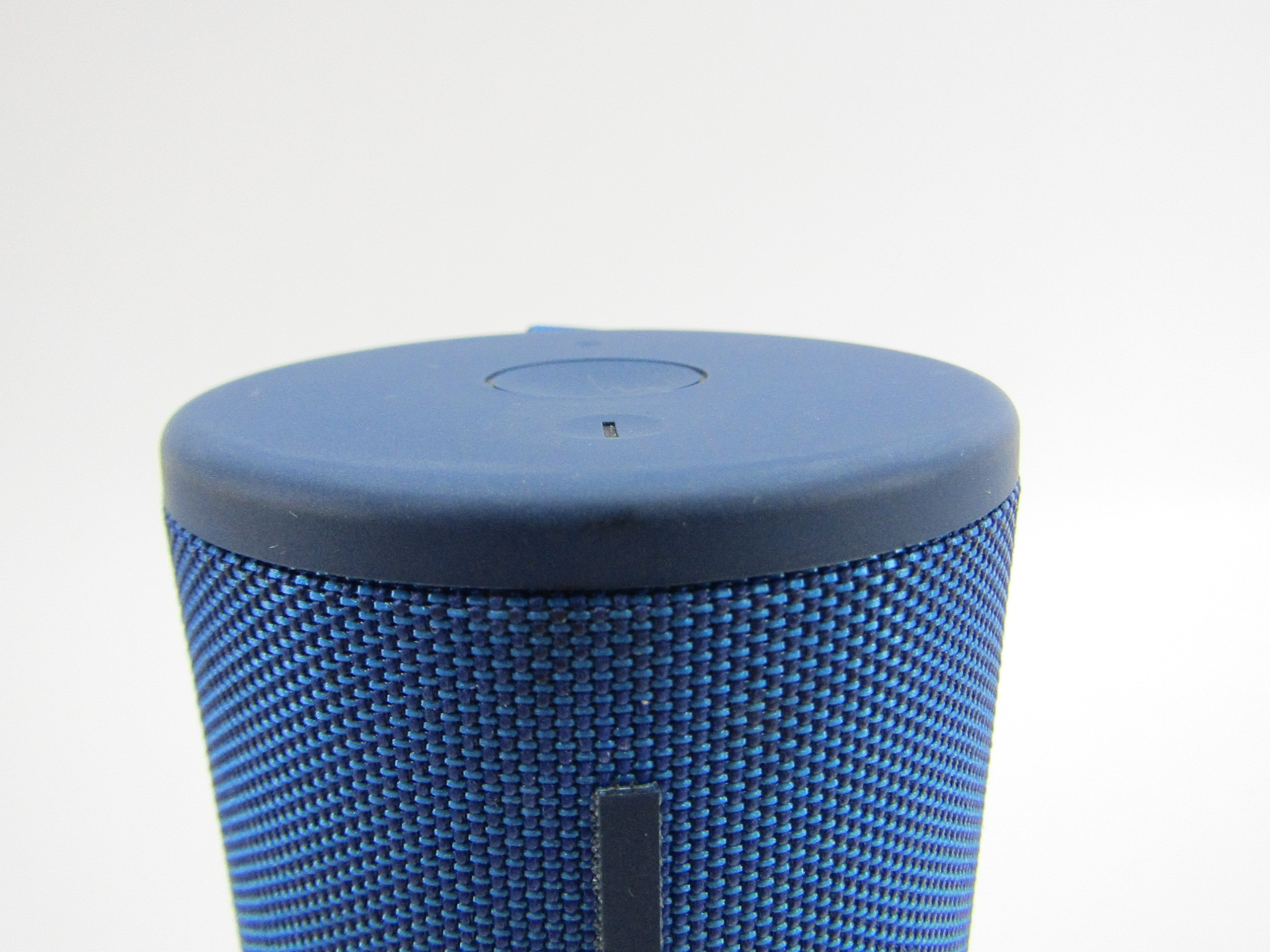 Ultimate Ears outlet Boom 3 Portable Waterproof Bluetooth Speaker S-00170