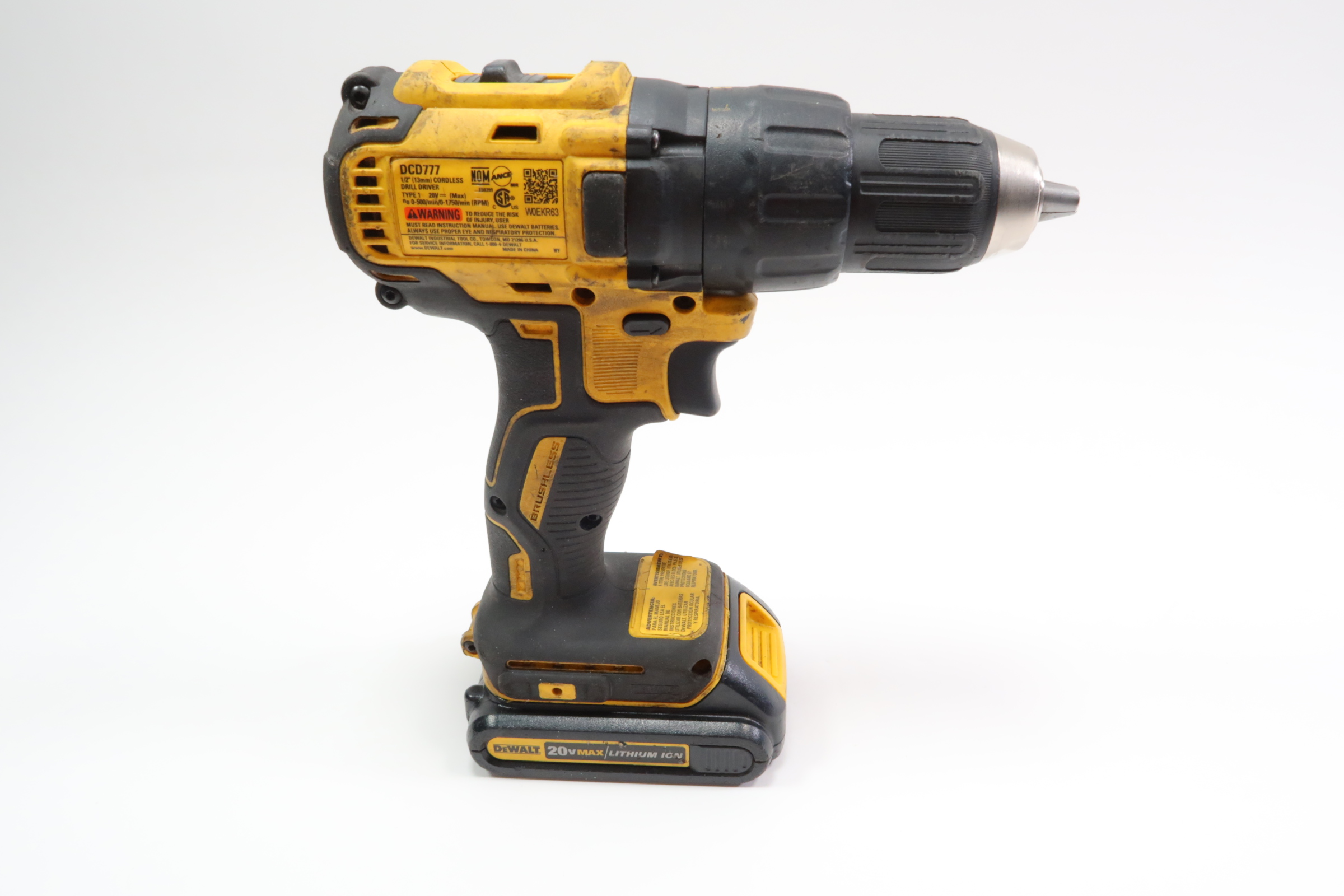 DeWalt DCD777 20 Volt Max Lithium Ion 1 2 Brushless Cordless Drill Driver