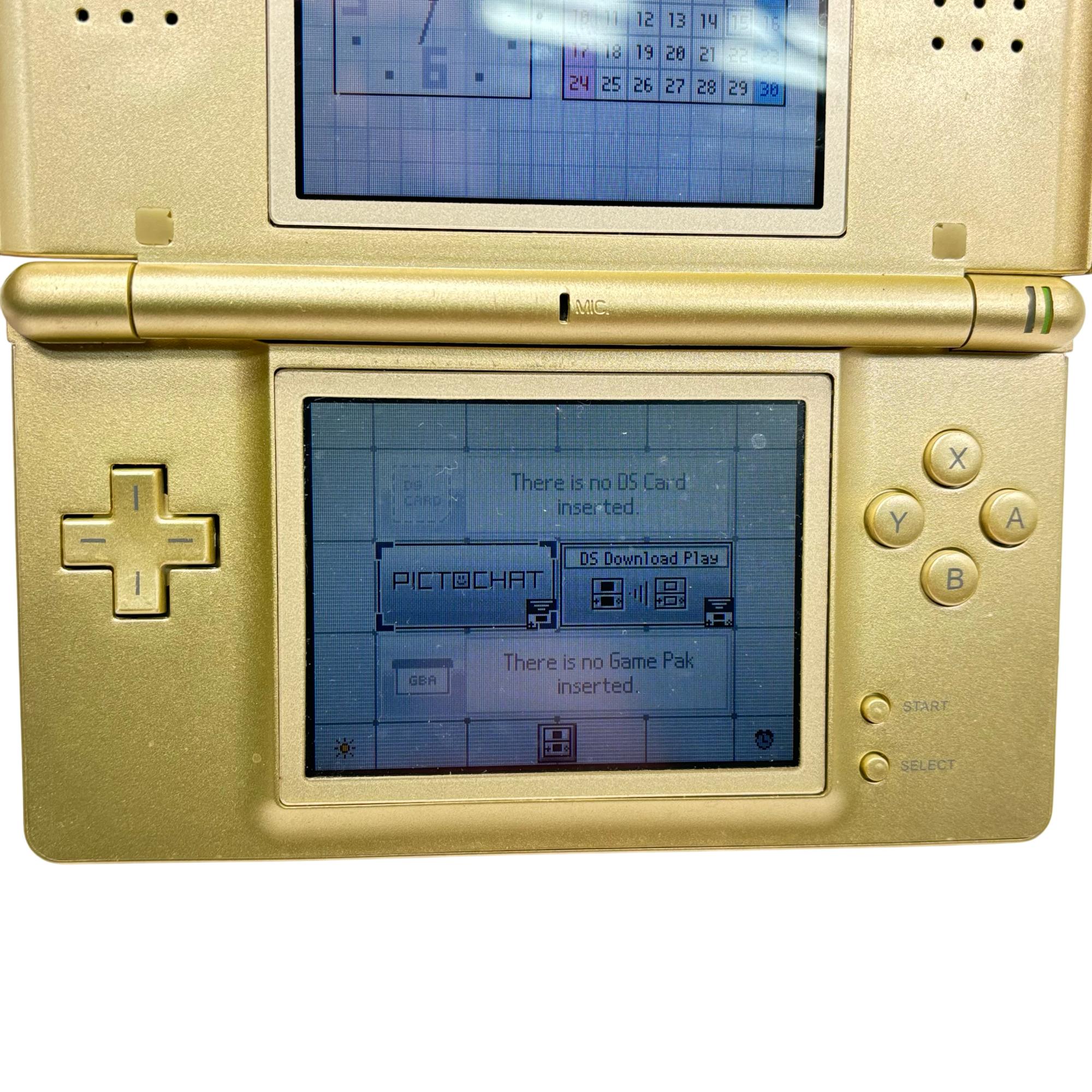 Nintendo DS Lite Gold / Zelda and games store