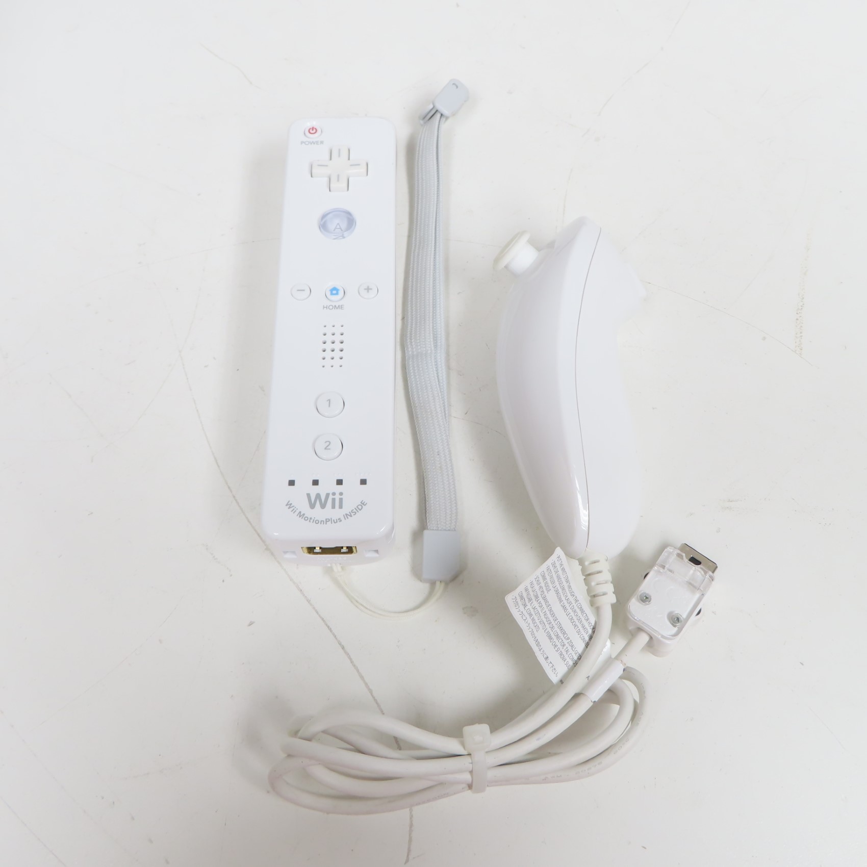 Nintendo Wii RVL-001 (USA) White Game Console Bundle ( No Motion Sensor)