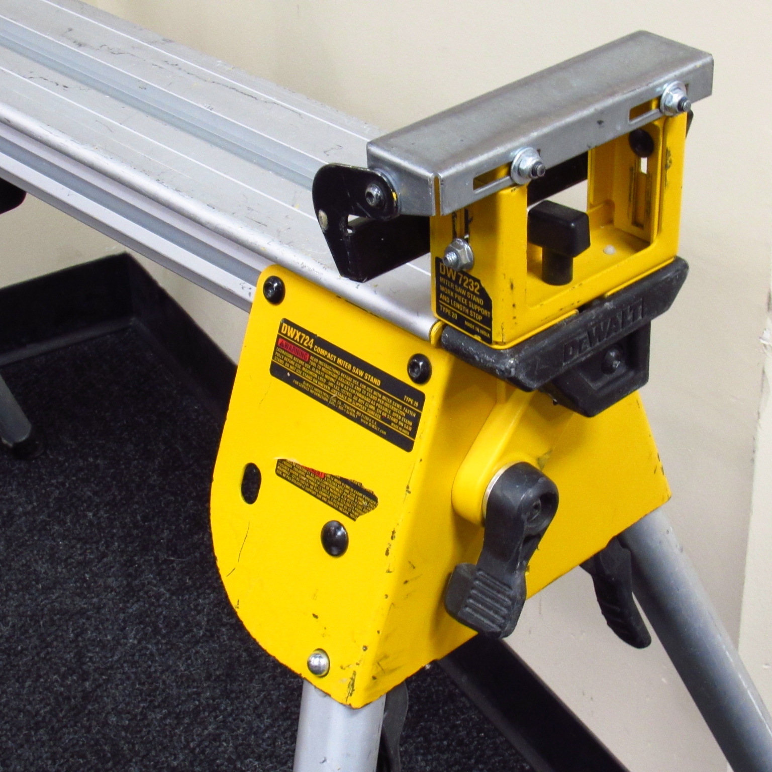 DeWalt DW7232 Compact Miter Saw Stand See Description Local Pick Up Only