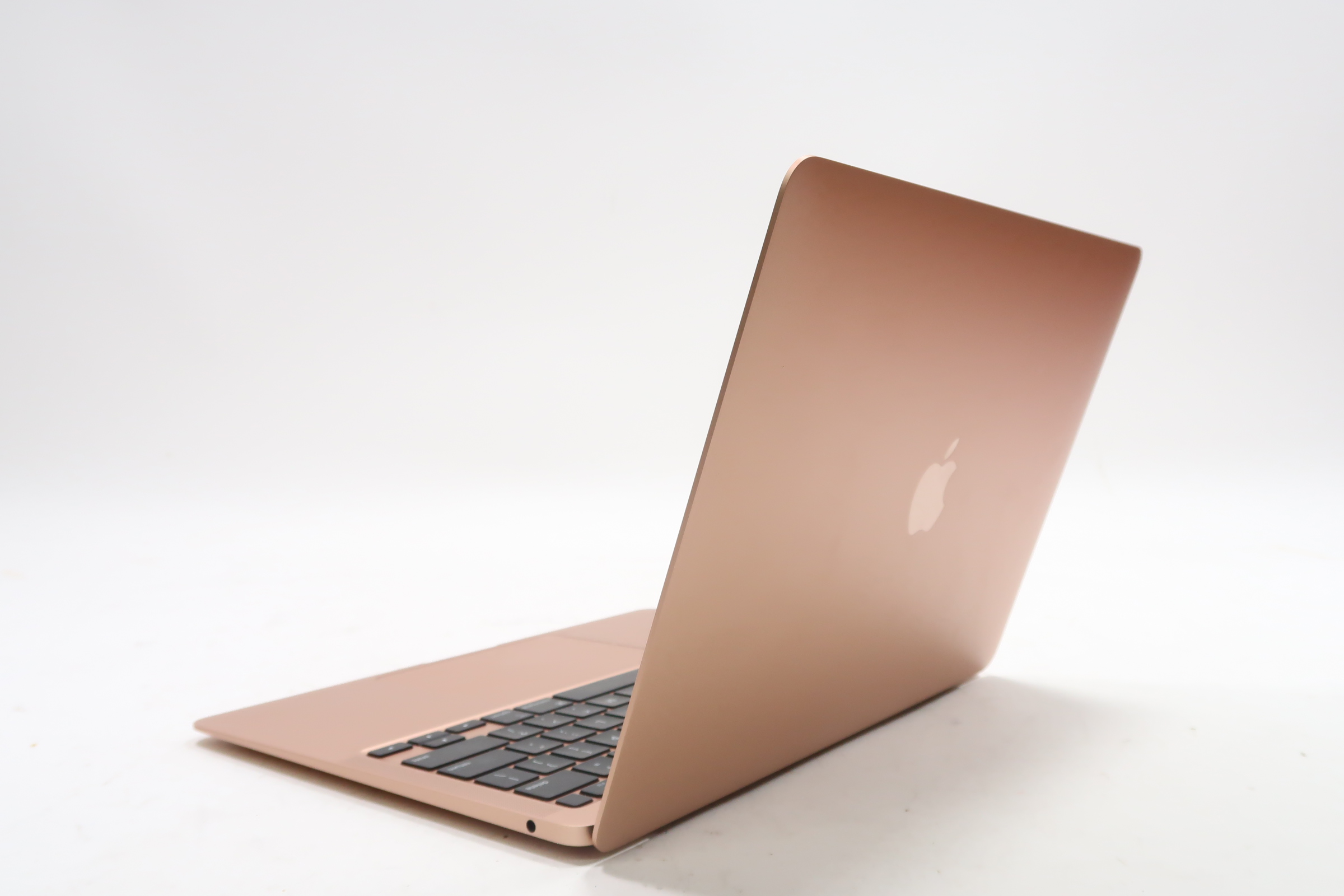Apple MacBook Air MGN63LL/A M1 (8-Core CPU/7-Core GPU) 8GB RAM