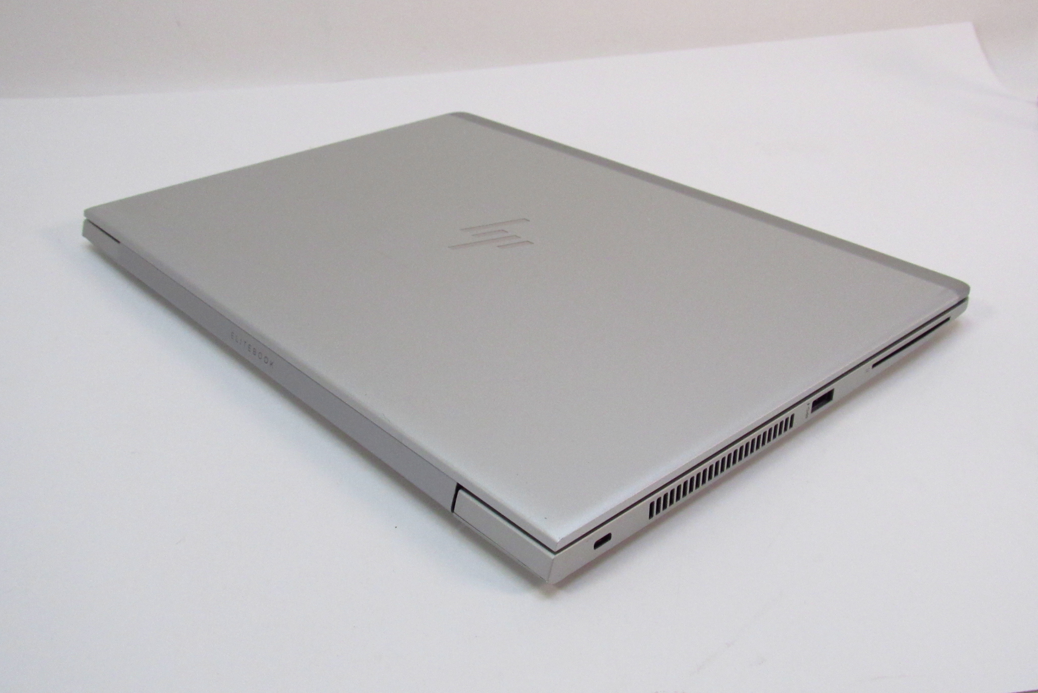 HP EliteBook 840 G5 Win 10 Pro Core i5-7300U 2.6GHz 24GB RAM 256GB