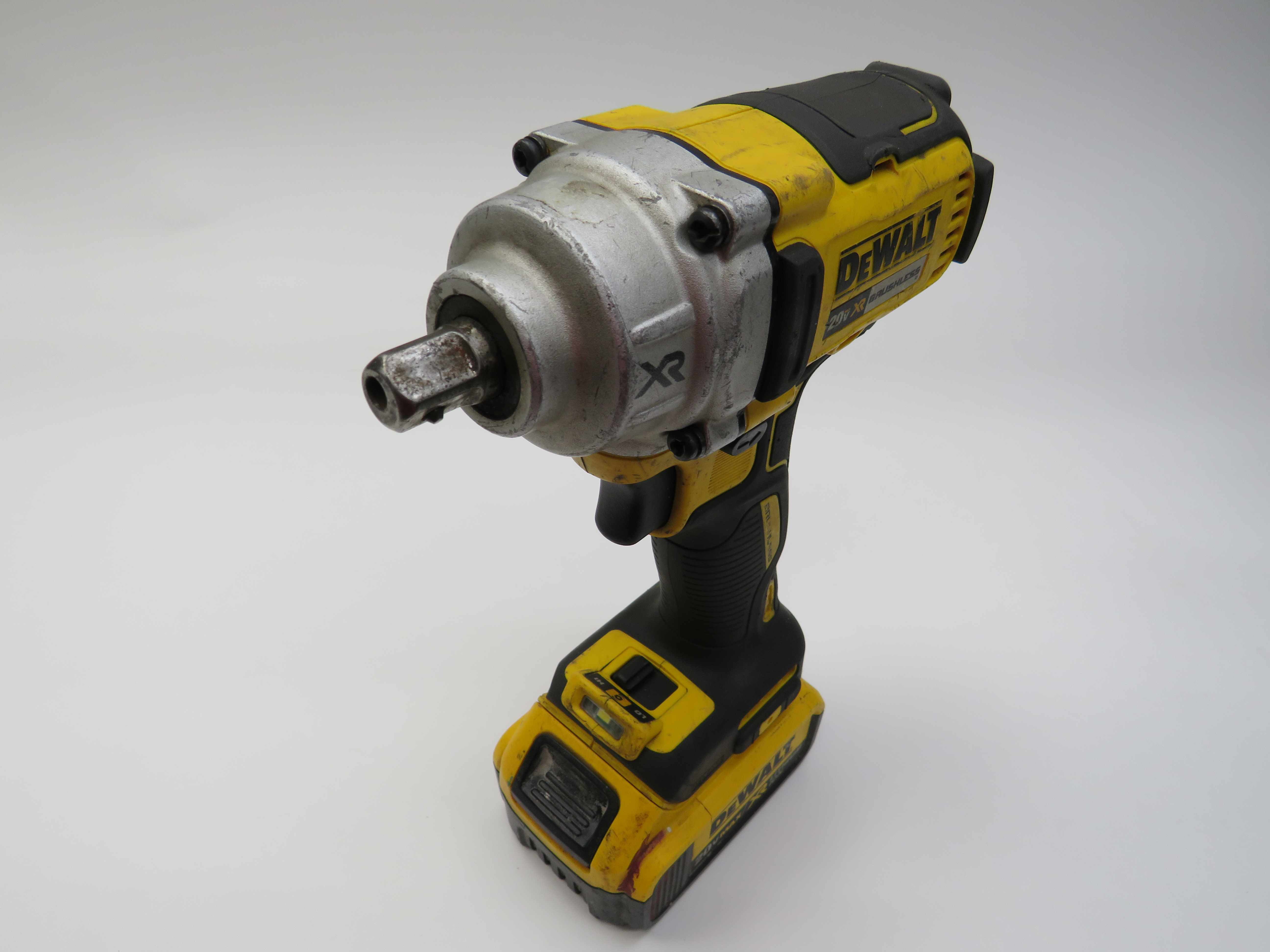 Dewalt impact wrench online dcf894