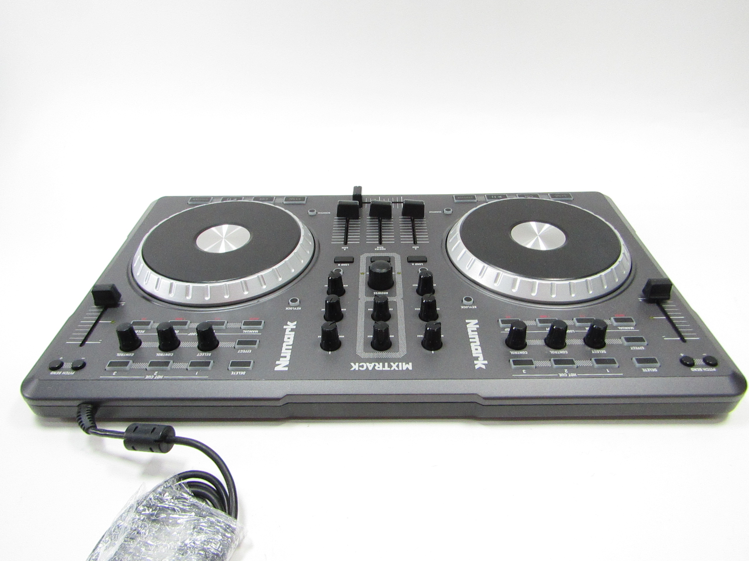 Numark 2-Channel Lightweight Compact DJ Controller N382