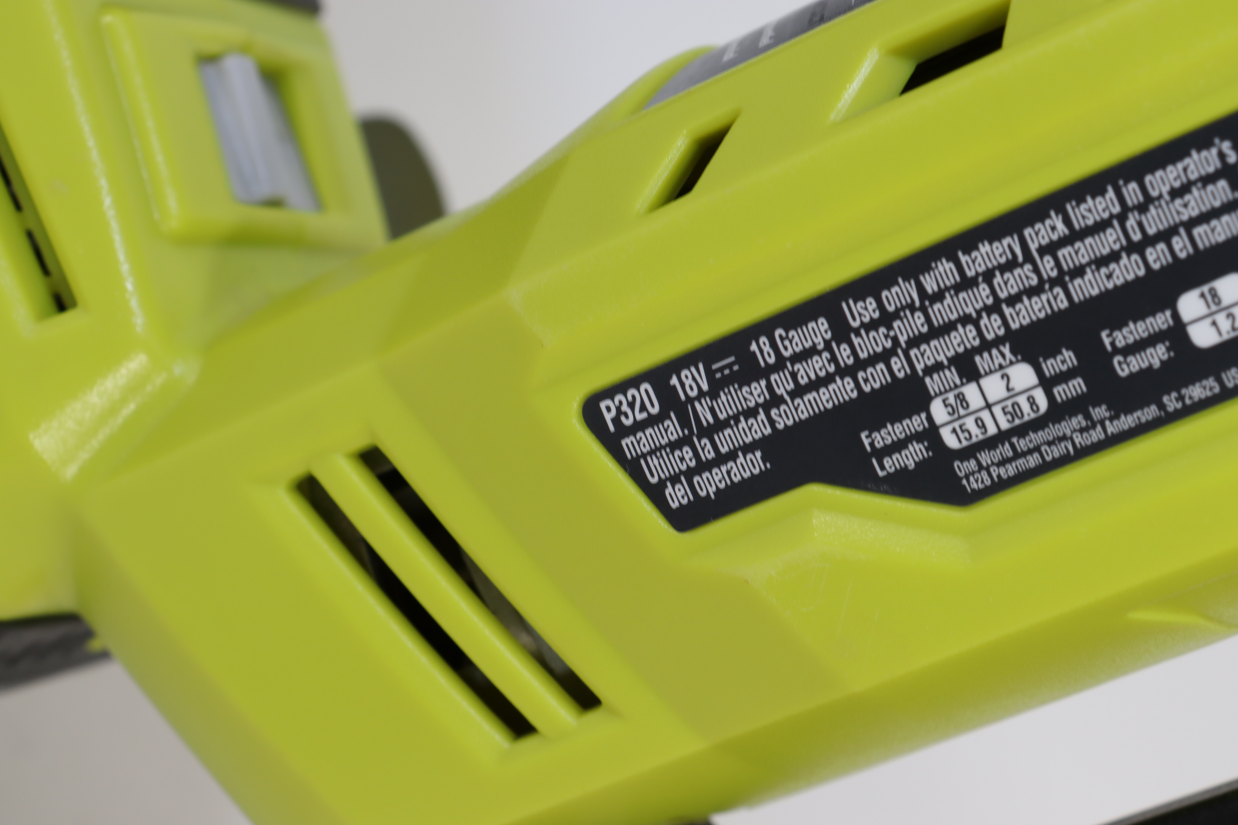 Ryobi P320 Airstrike 18-Volt ONE+ Lithium-Ion Cordless Brad Nailer