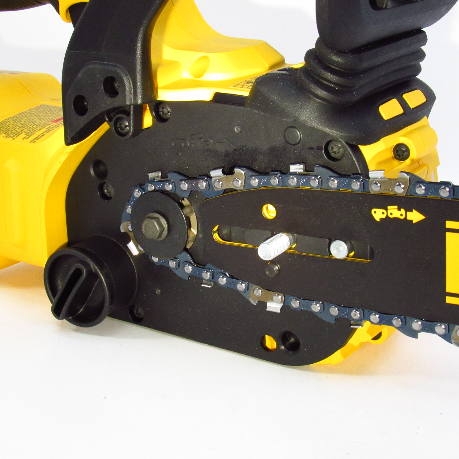 20v max compact outlet chainsaw kit dccs620p1 dewalt